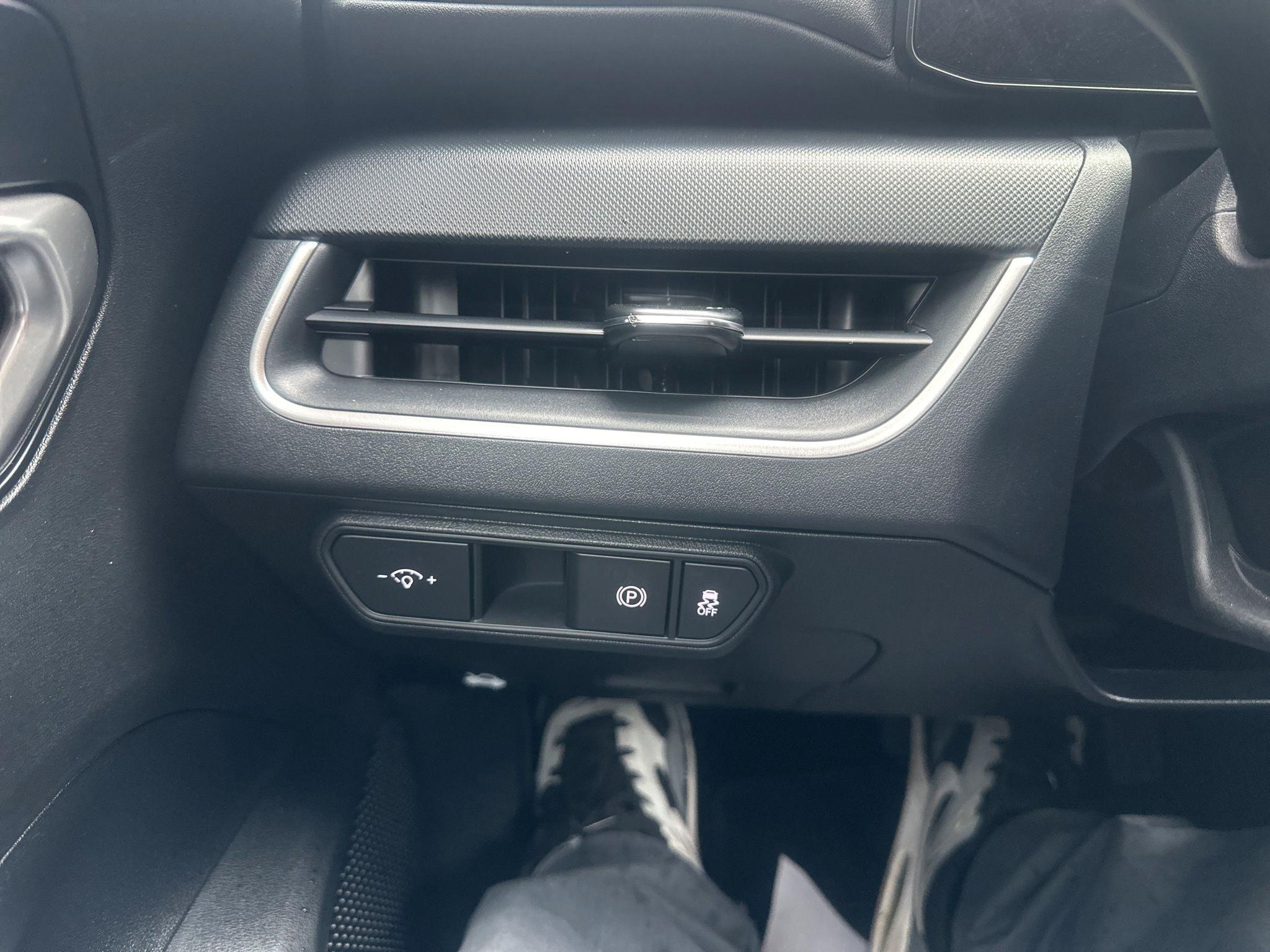Kia K4  2025
