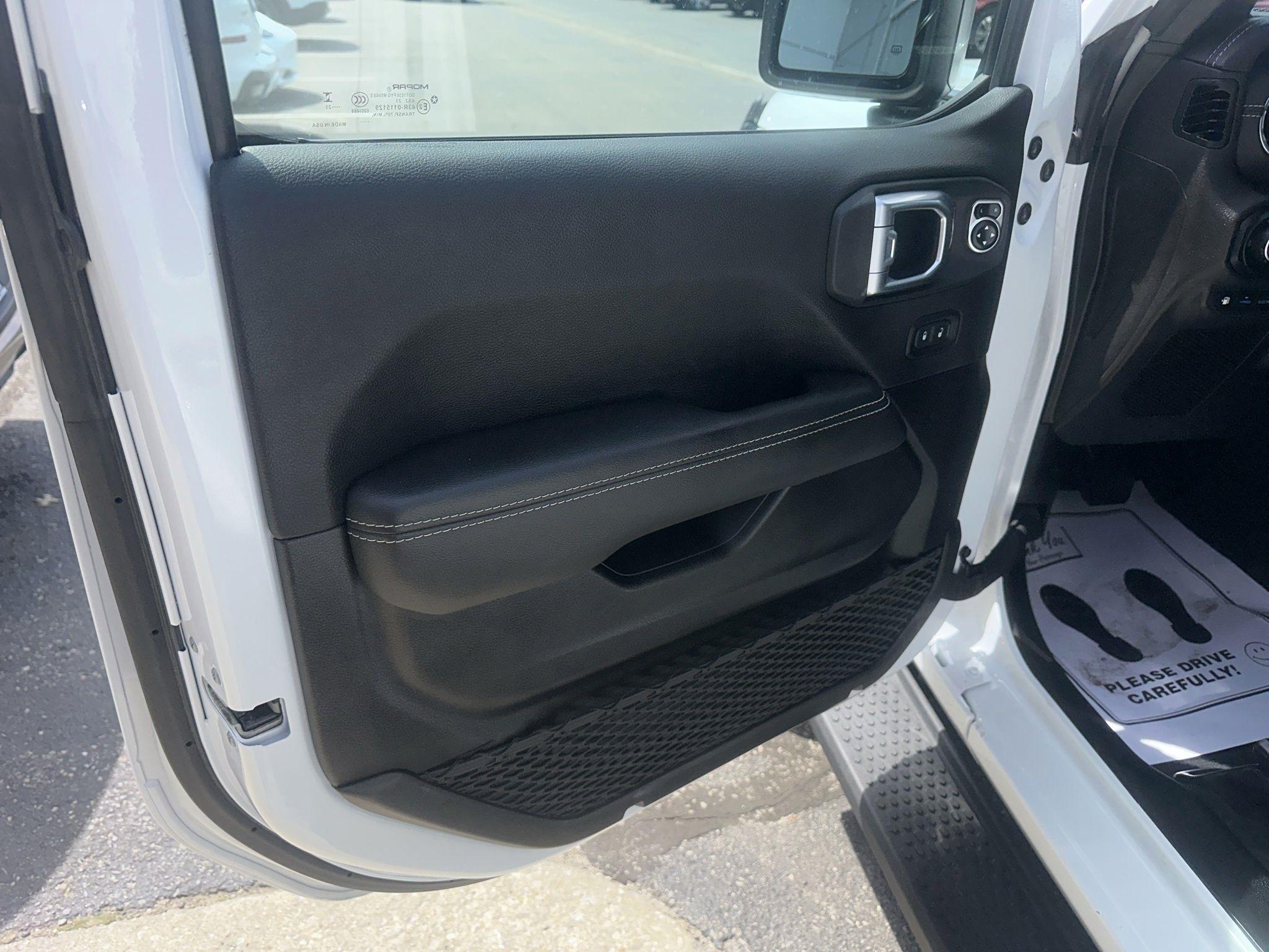 Jeep Wrangler  2023