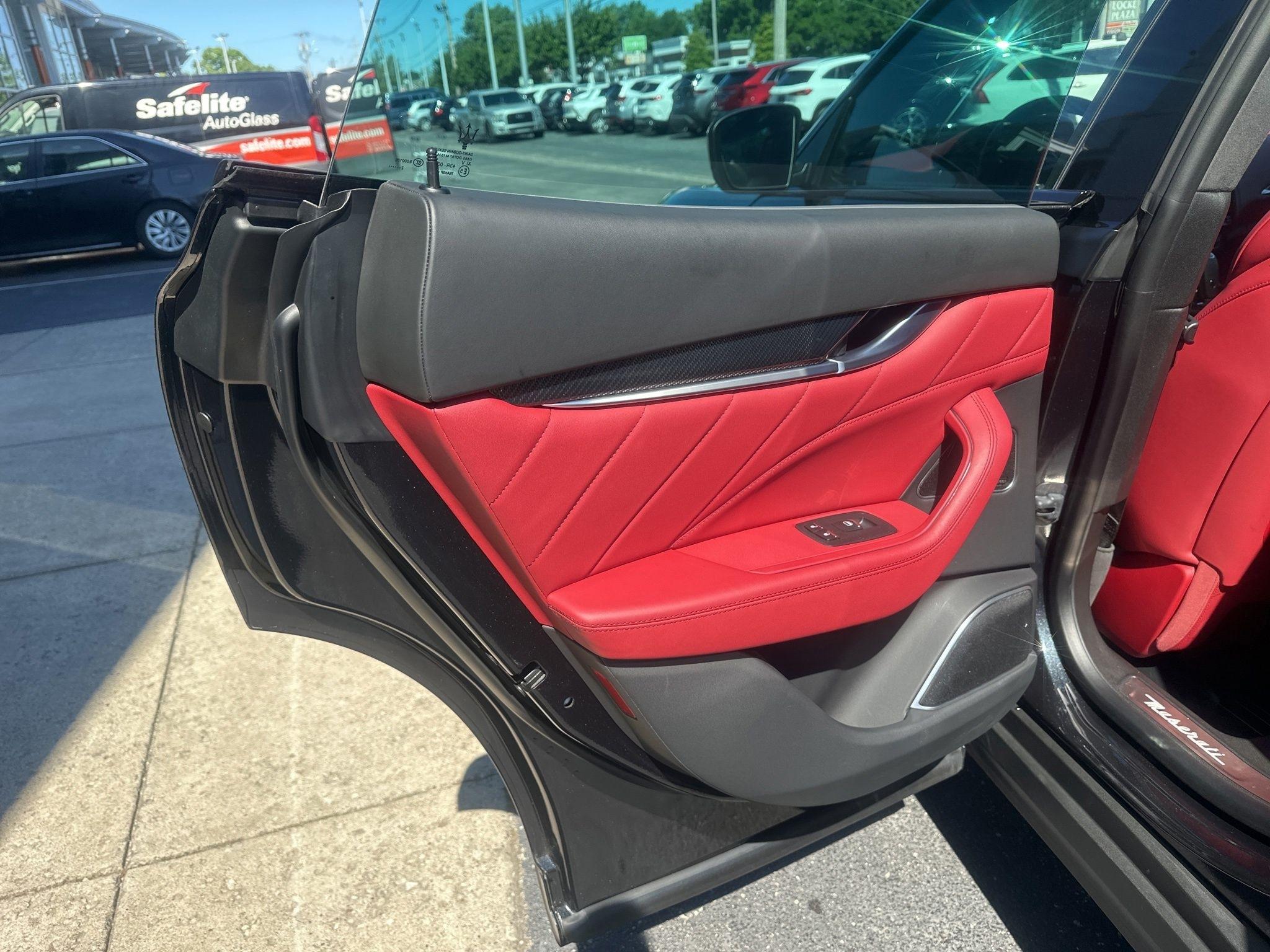 Maserati Levante  2023