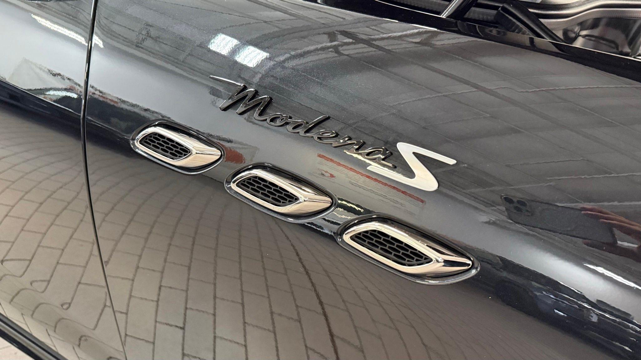 Maserati Levante  2023