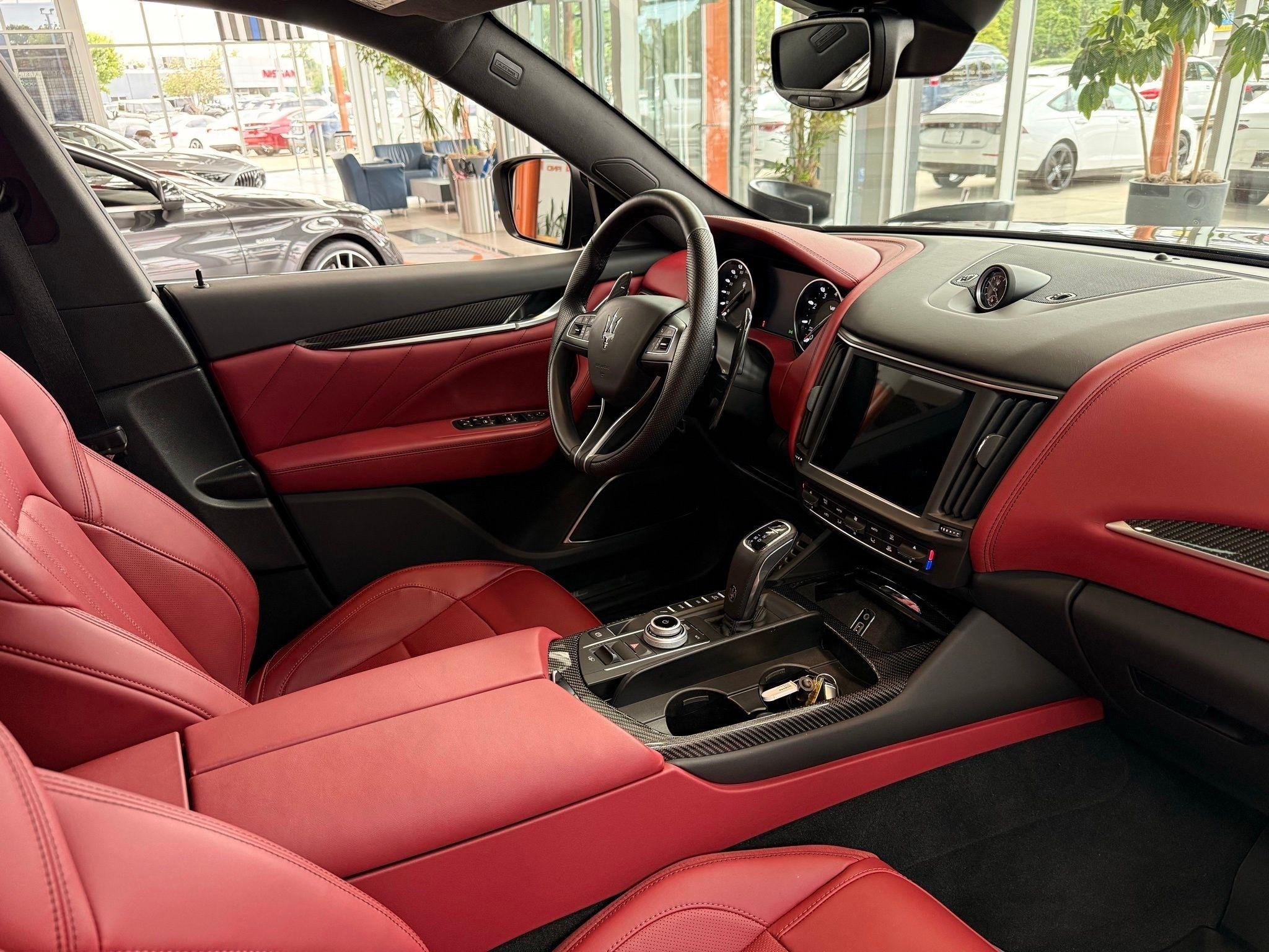 Maserati Levante  2023