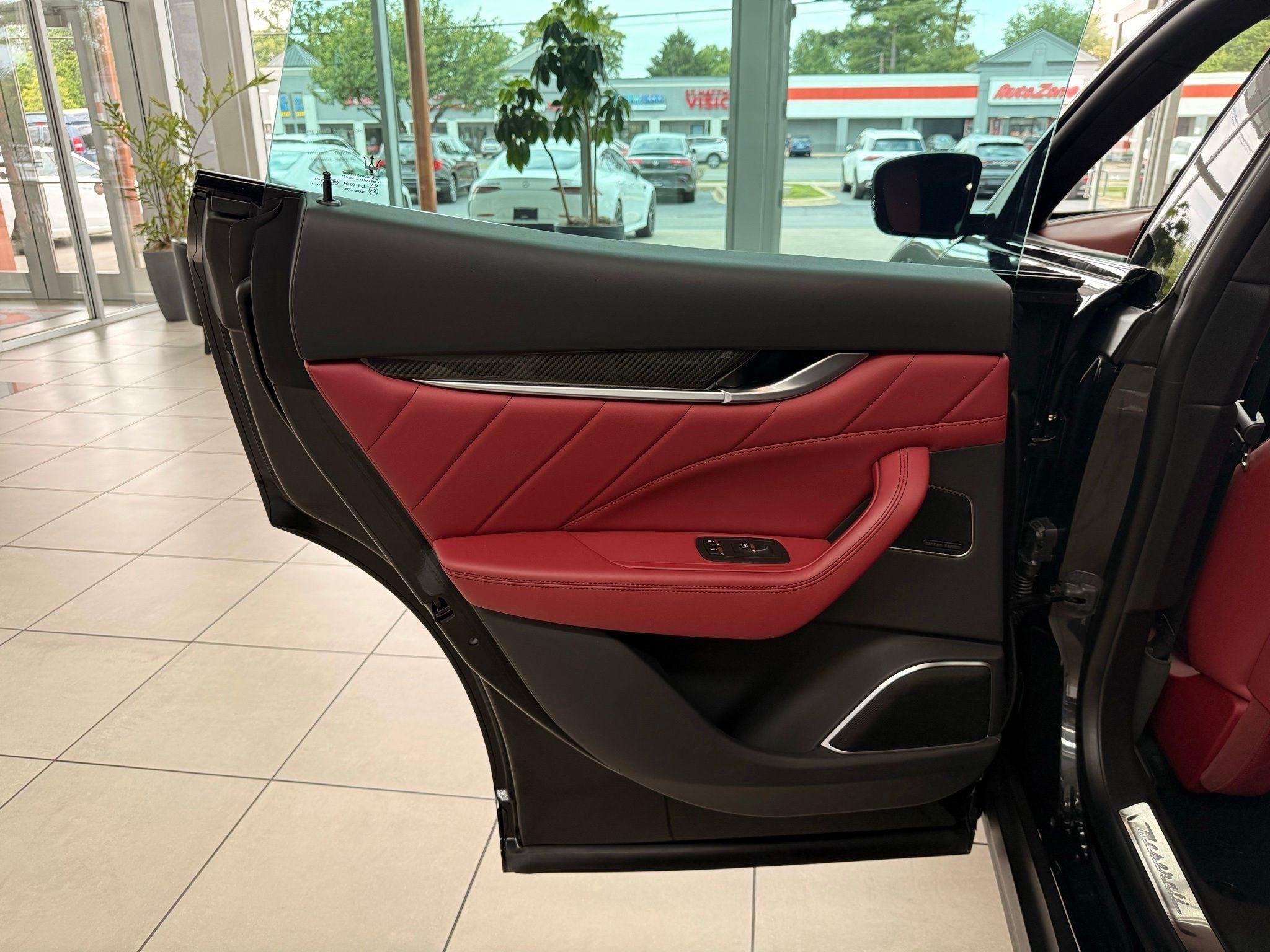 Maserati Levante  2023