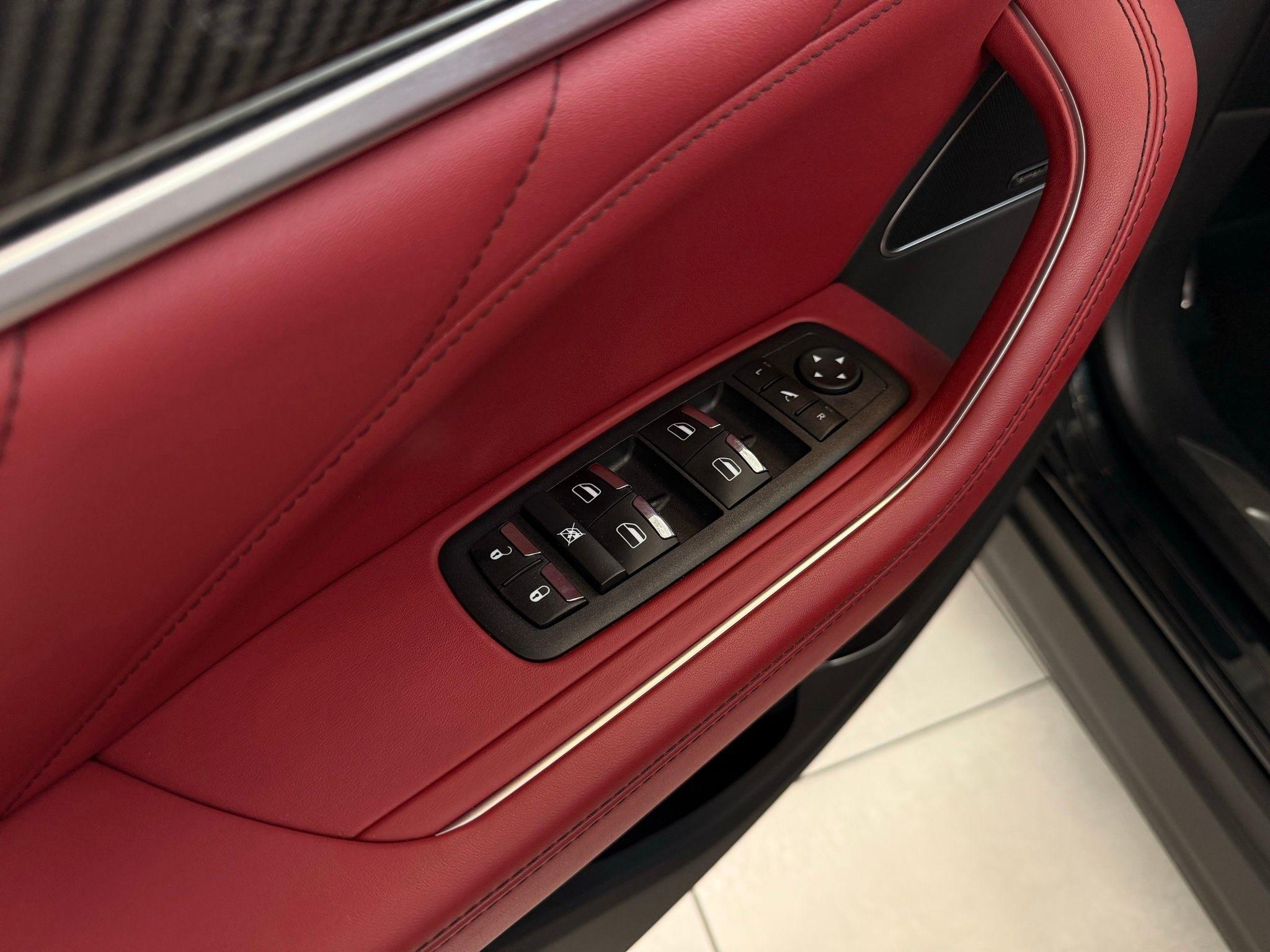 Maserati Levante  2023
