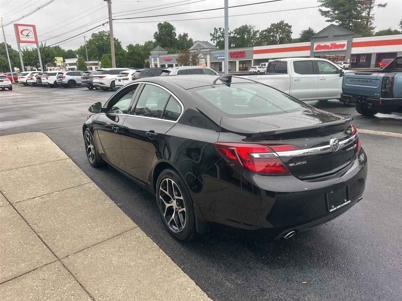 Buick Regal  2017