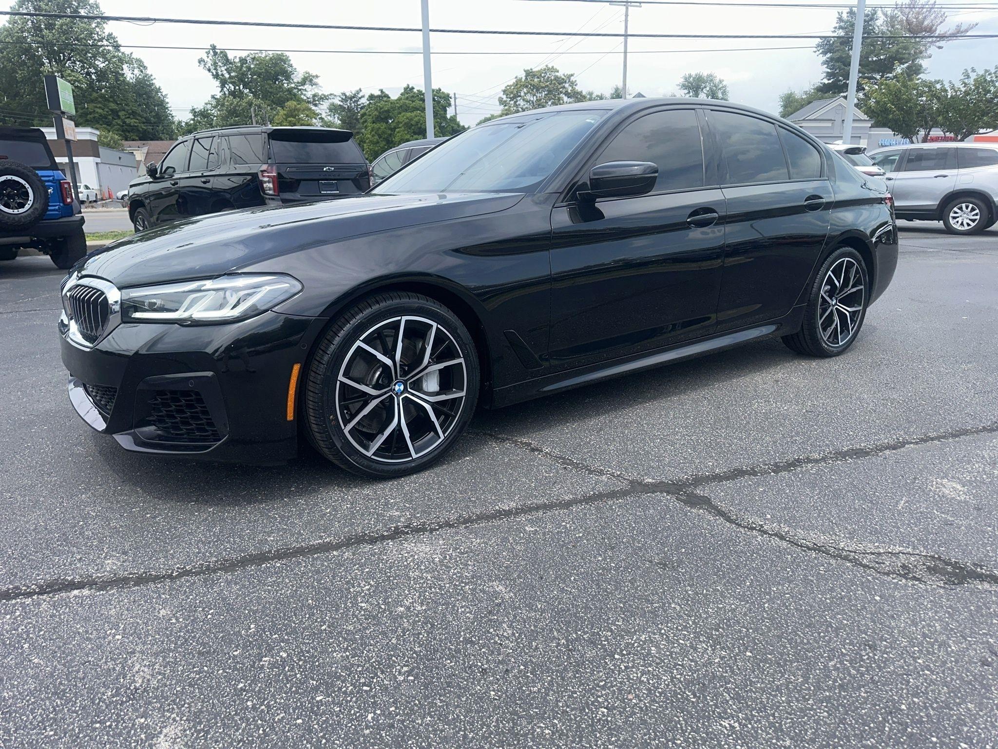 BMW 5-Series  2022