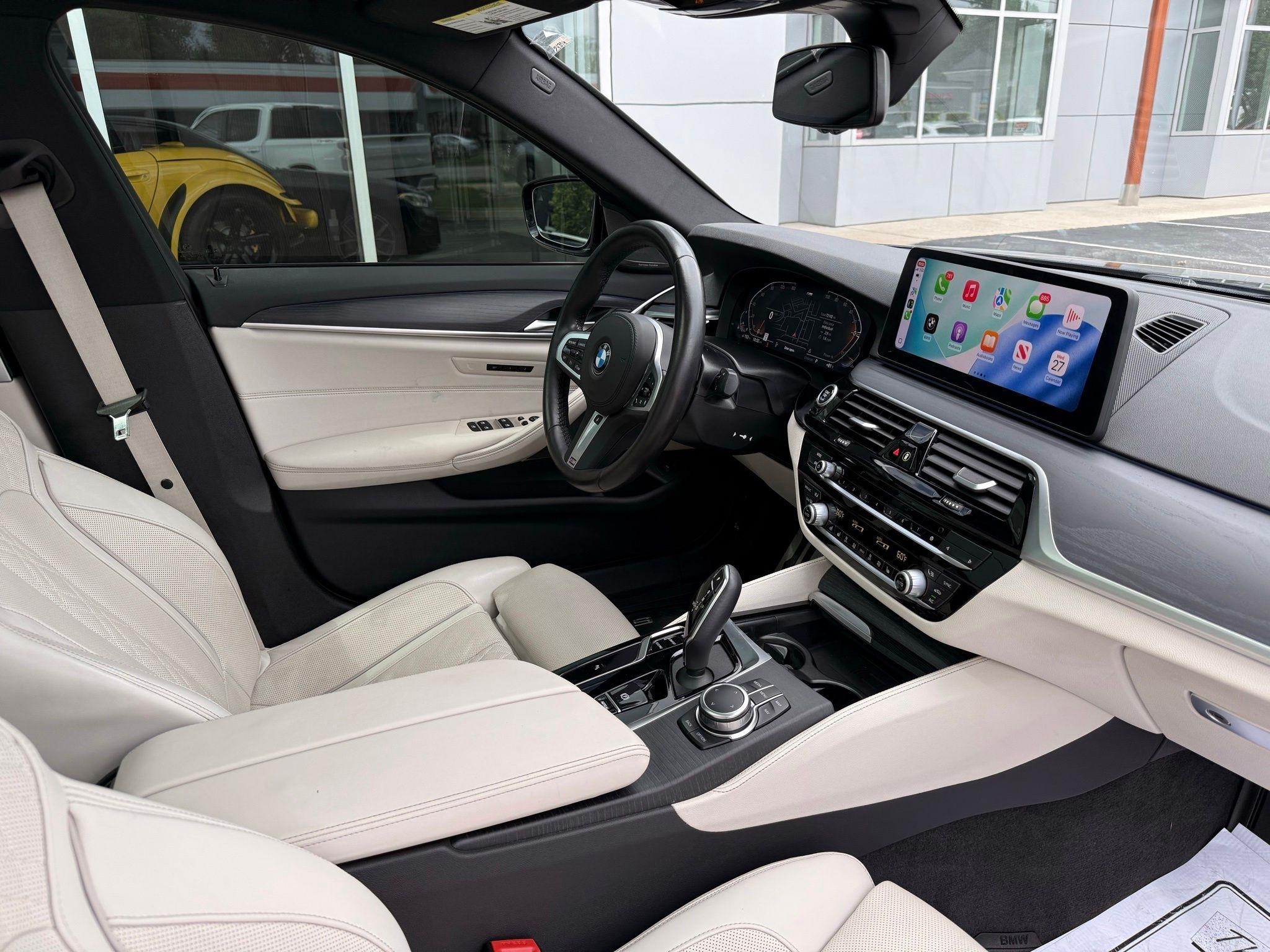 BMW 5-Series  2022