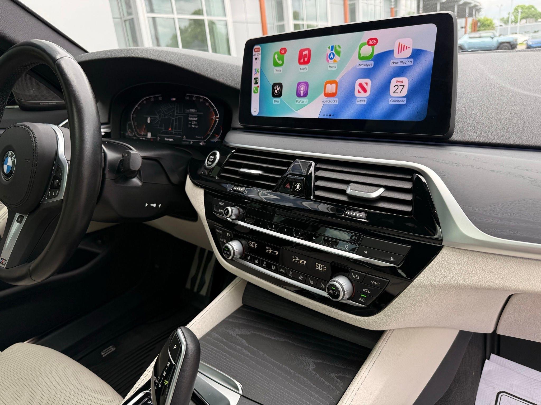 BMW 5-Series  2022