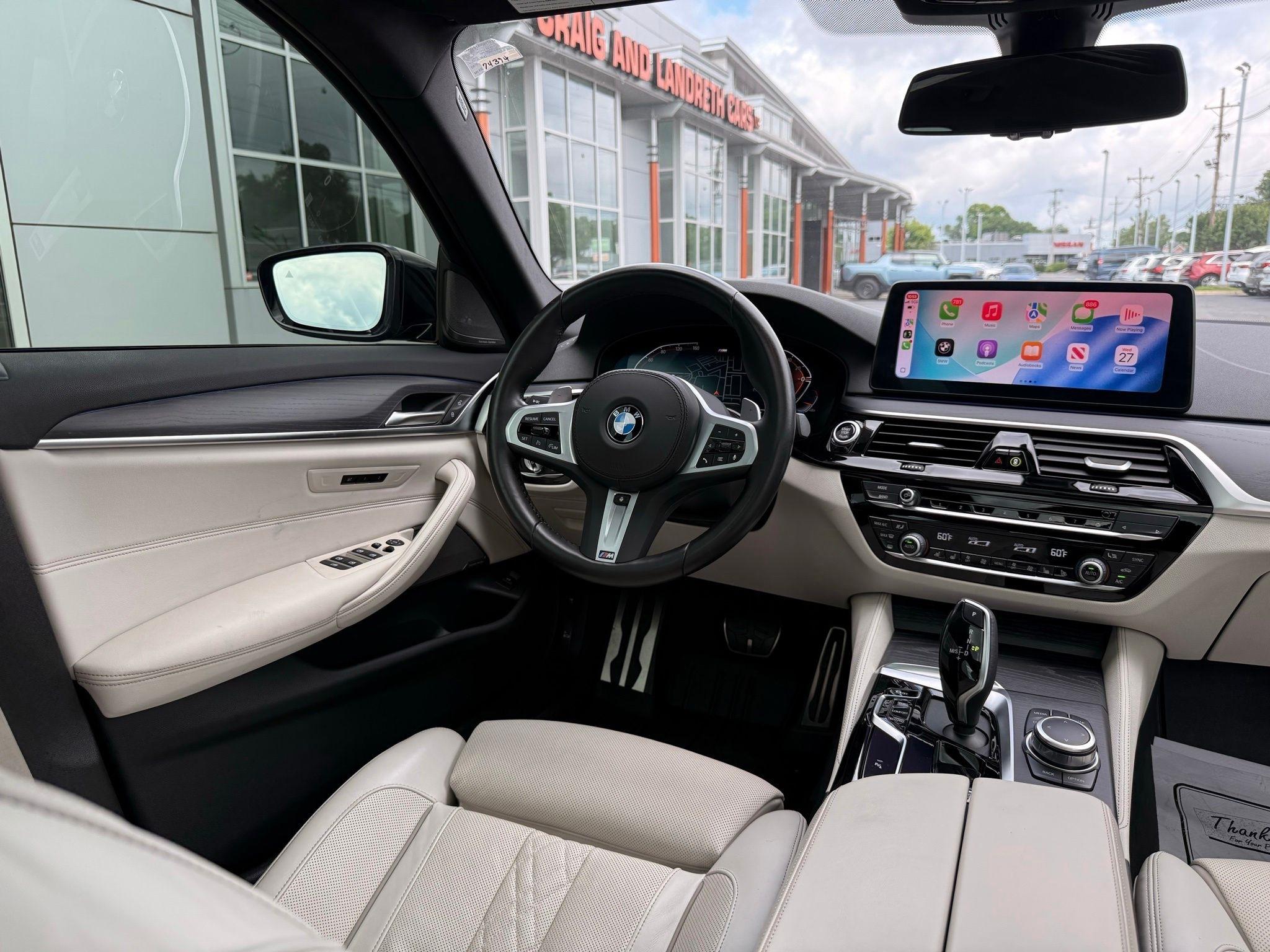 BMW 5-Series  2022