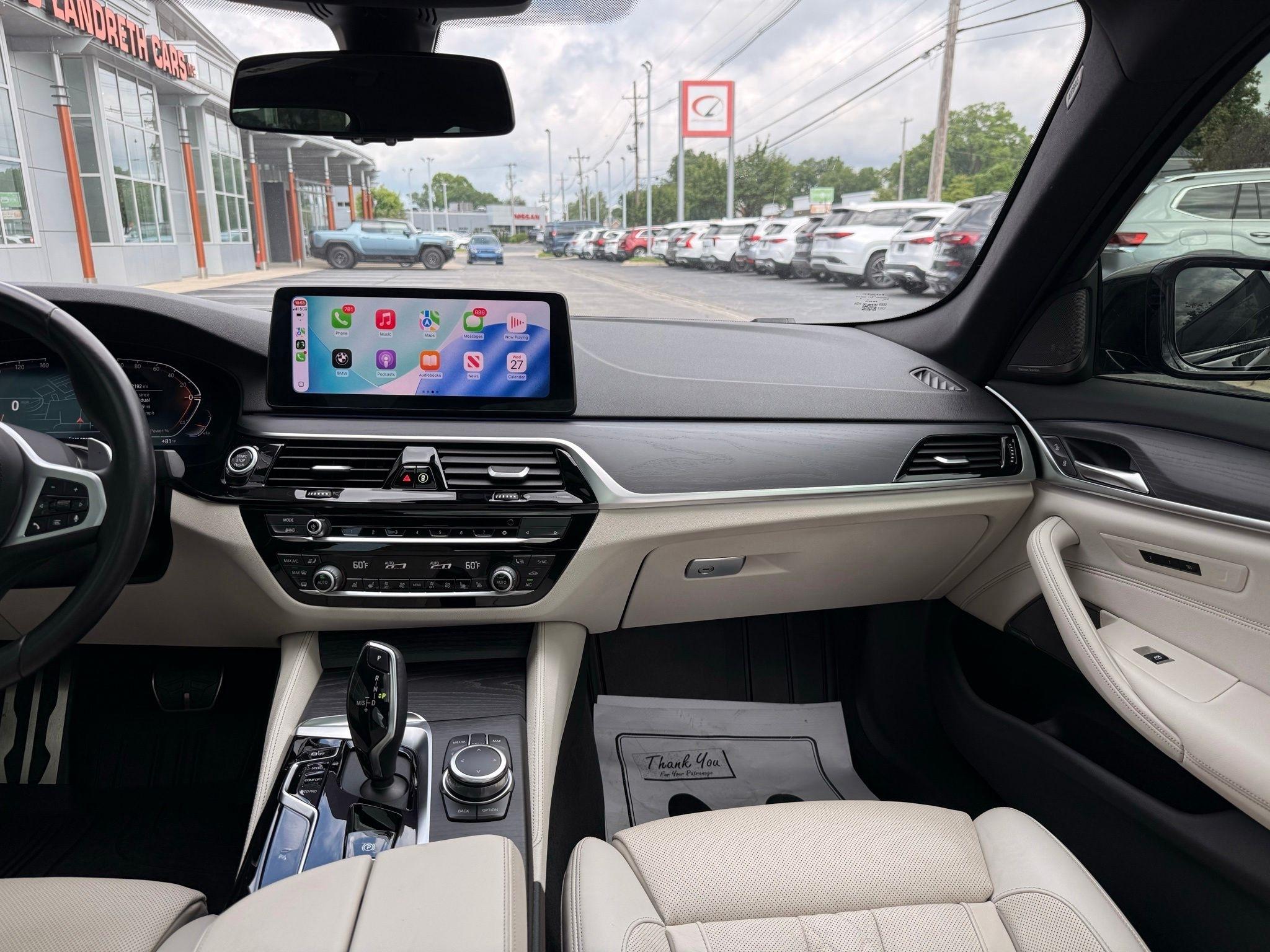 BMW 5-Series  2022