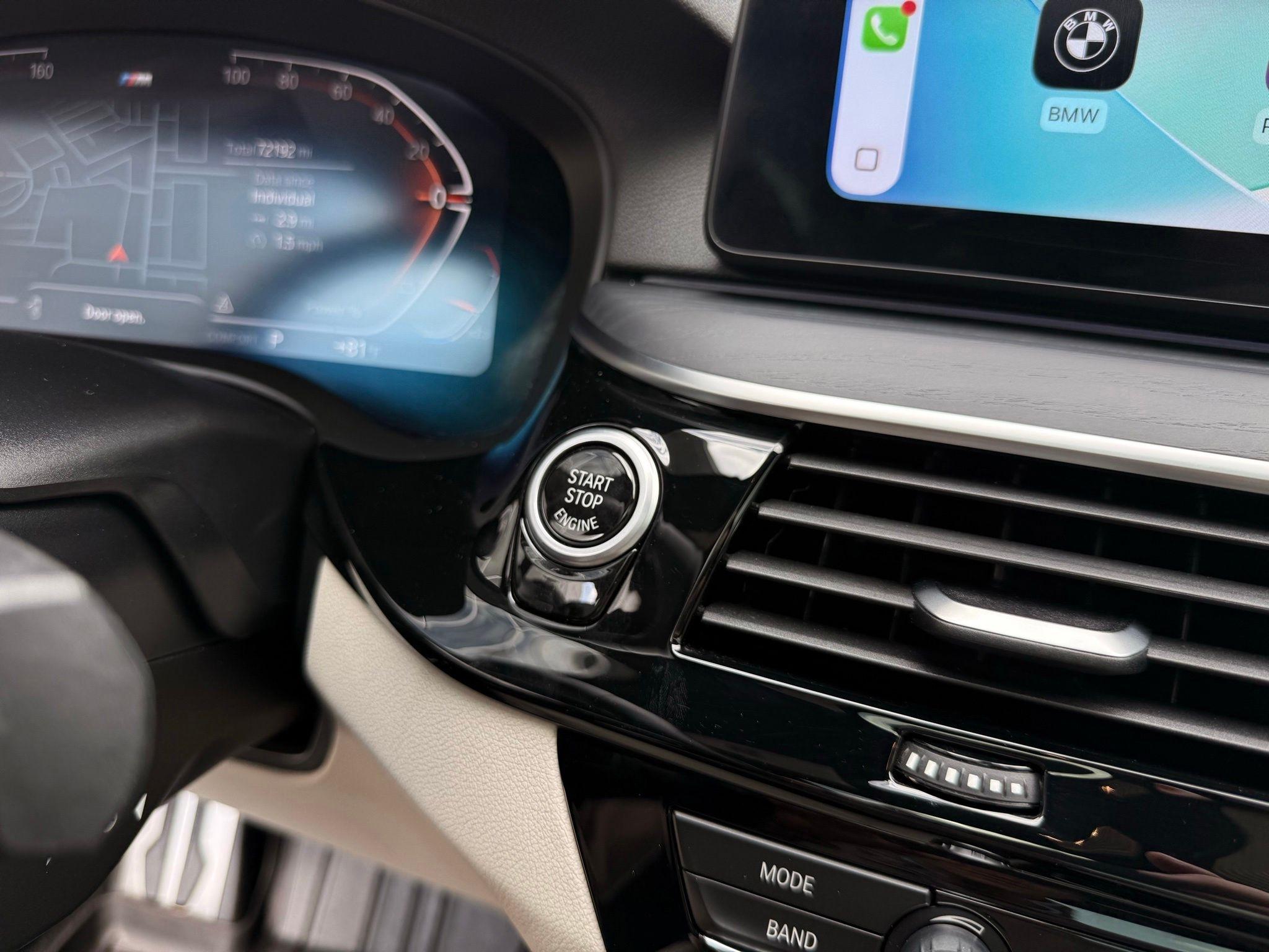 BMW 5-Series  2022