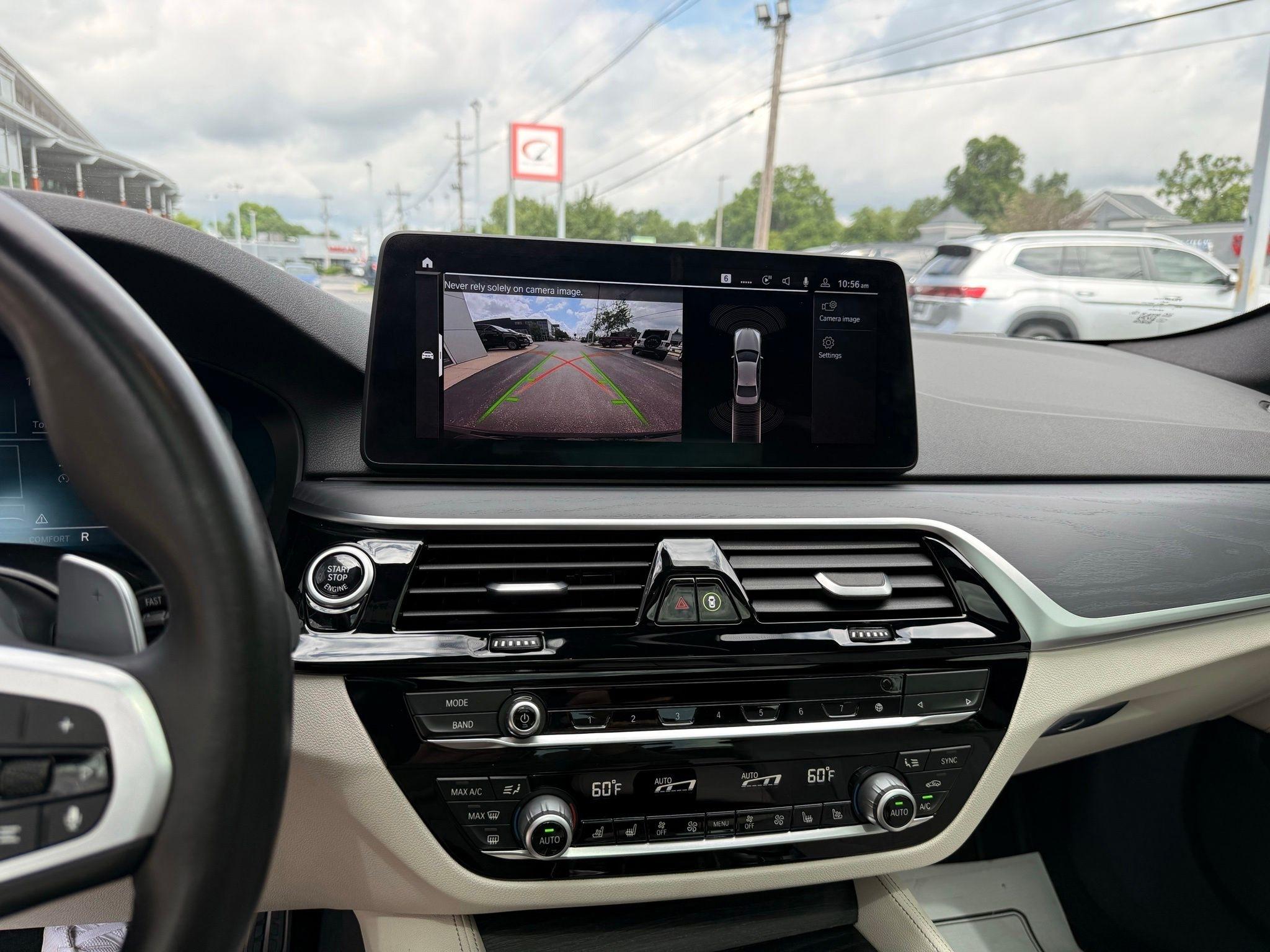 BMW 5-Series  2022