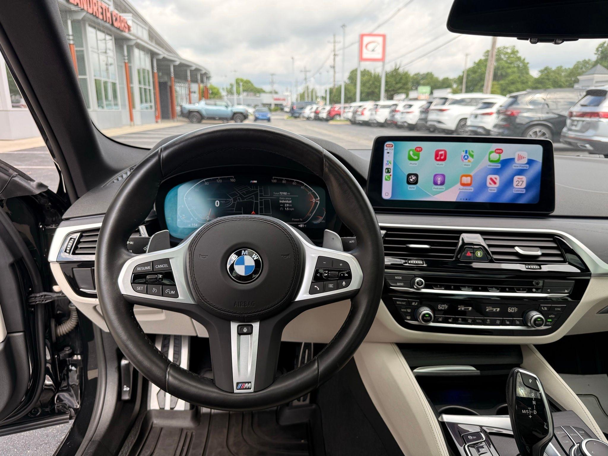 BMW 5-Series  2022