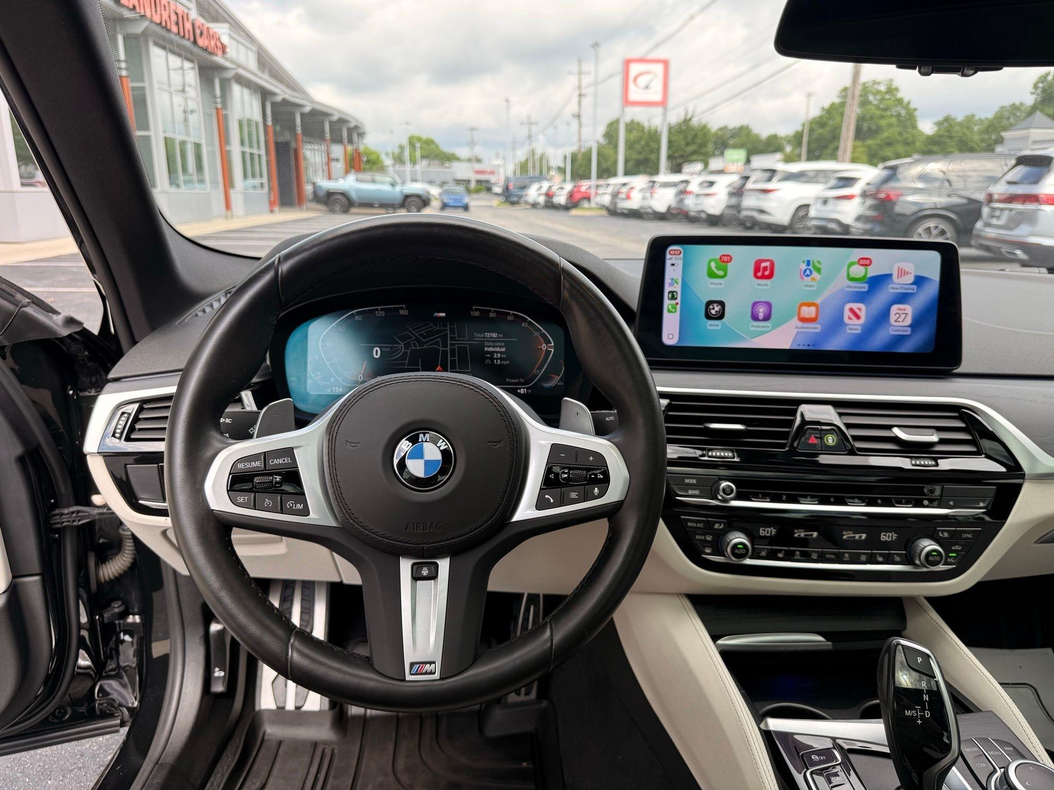 BMW 5-Series  2022