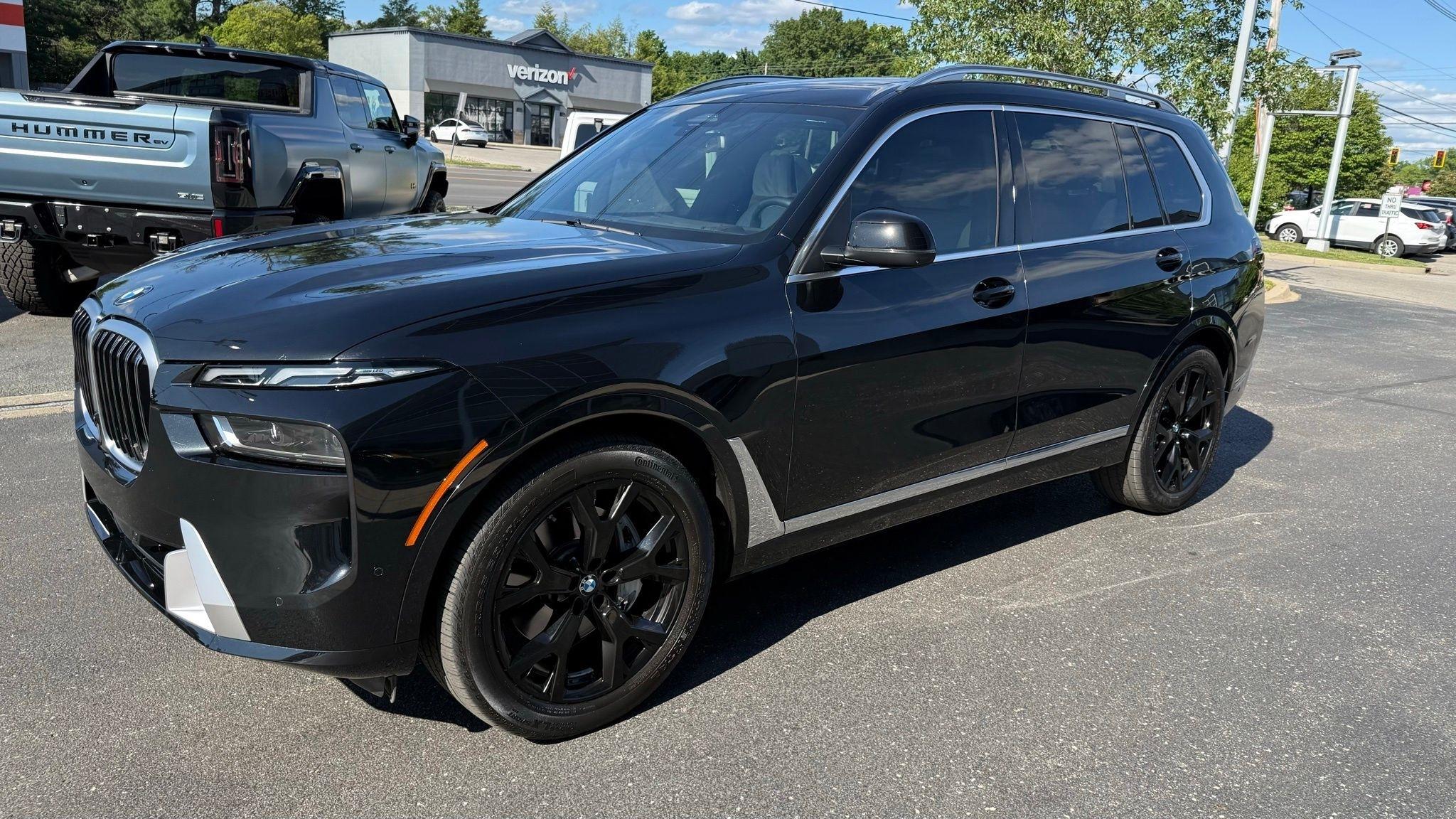 BMW X7  2024
