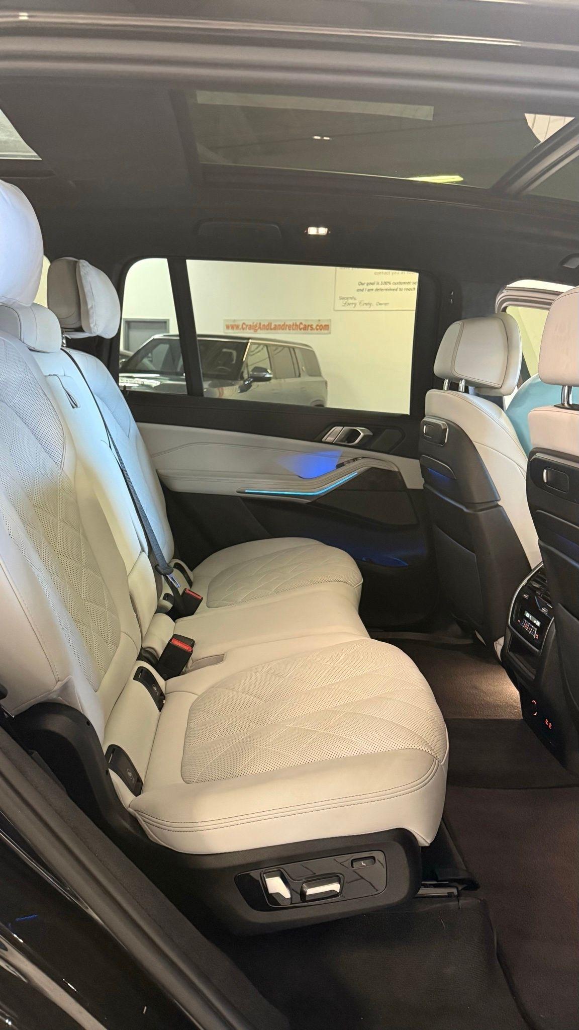 BMW X7  2024