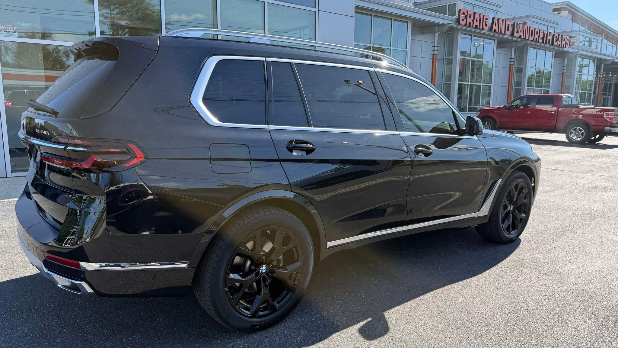 BMW X7  2024