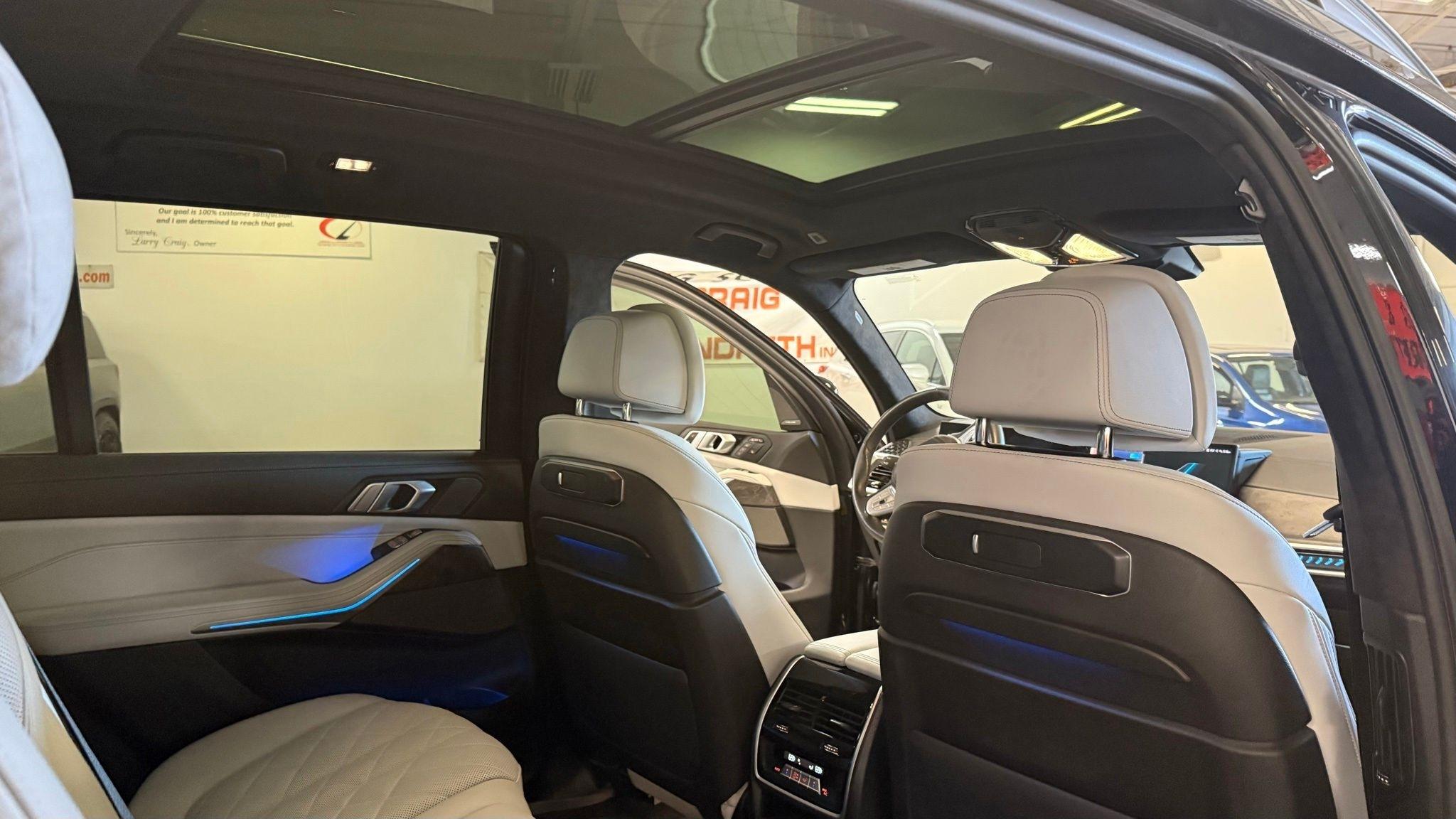 BMW X7  2024