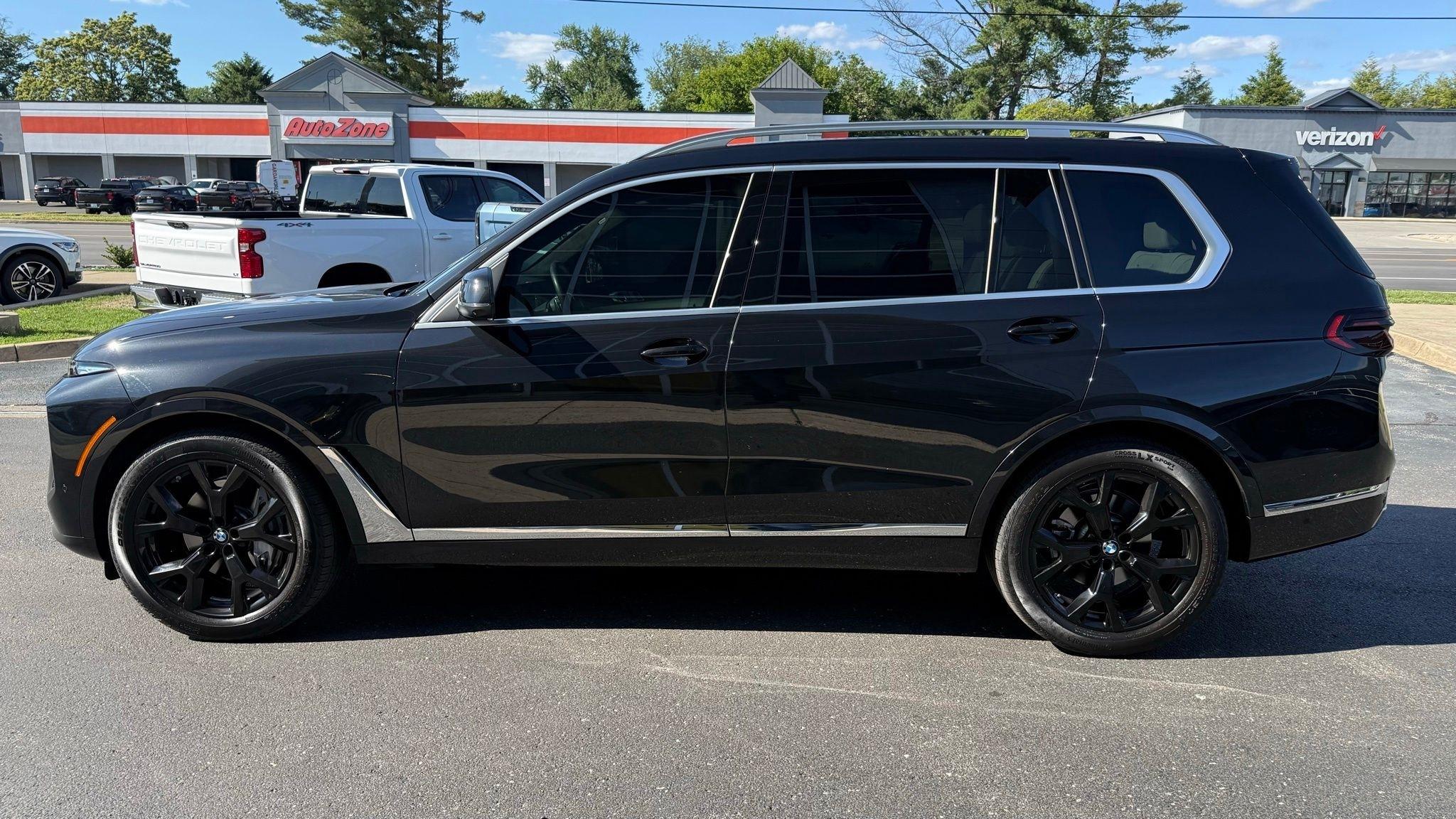 BMW X7  2024