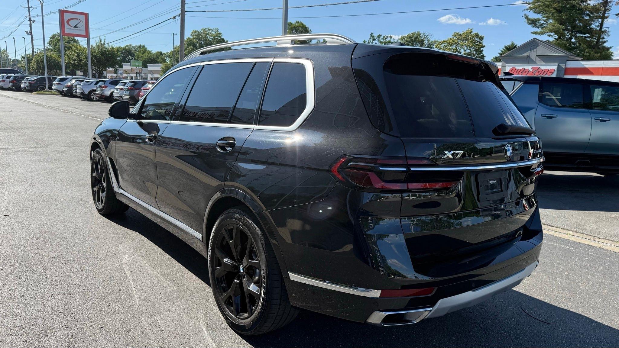 BMW X7  2024