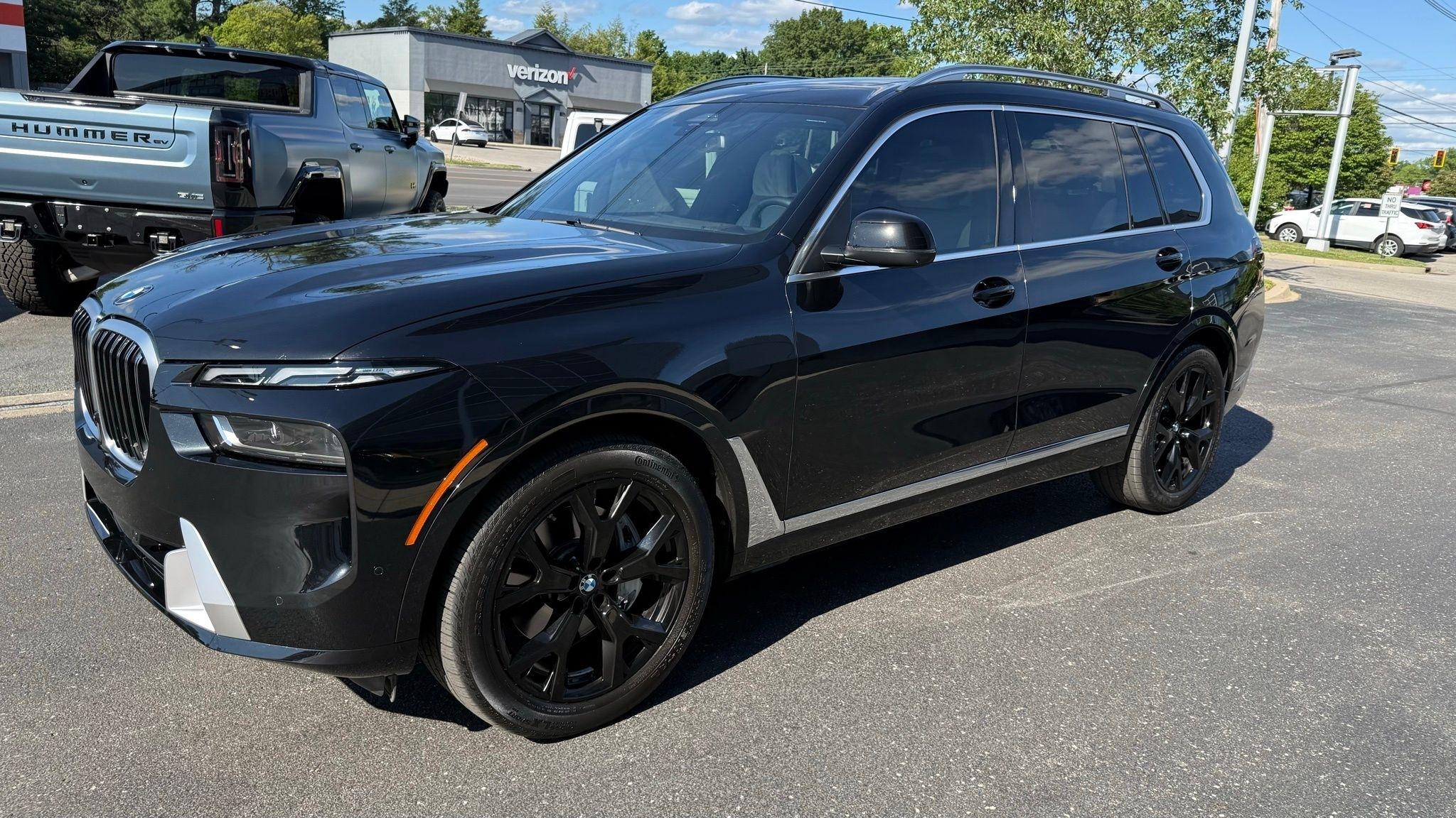 BMW X7  2024
