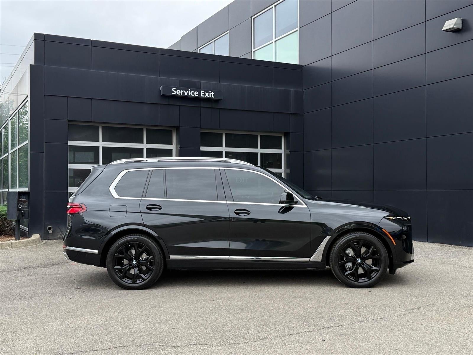 BMW X7  2024