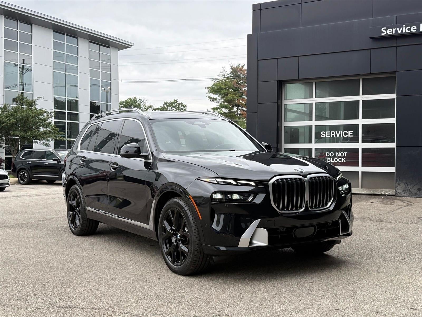 BMW X7  2024