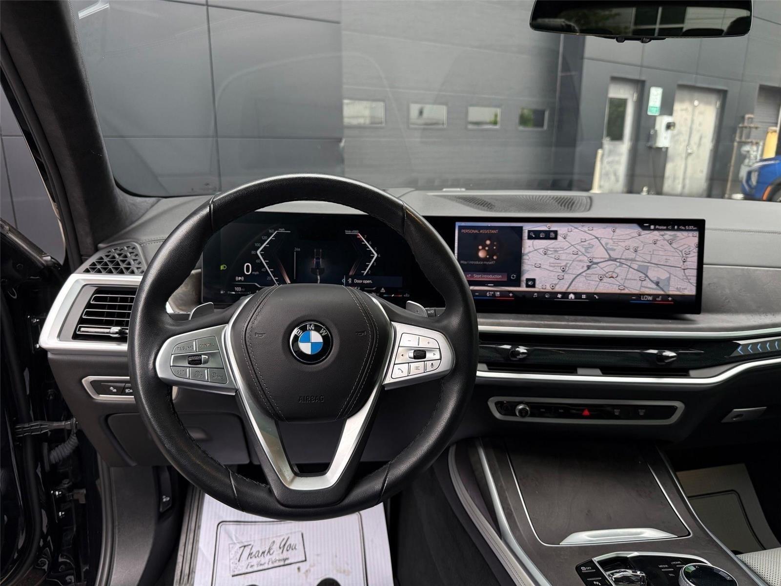 BMW X7  2024