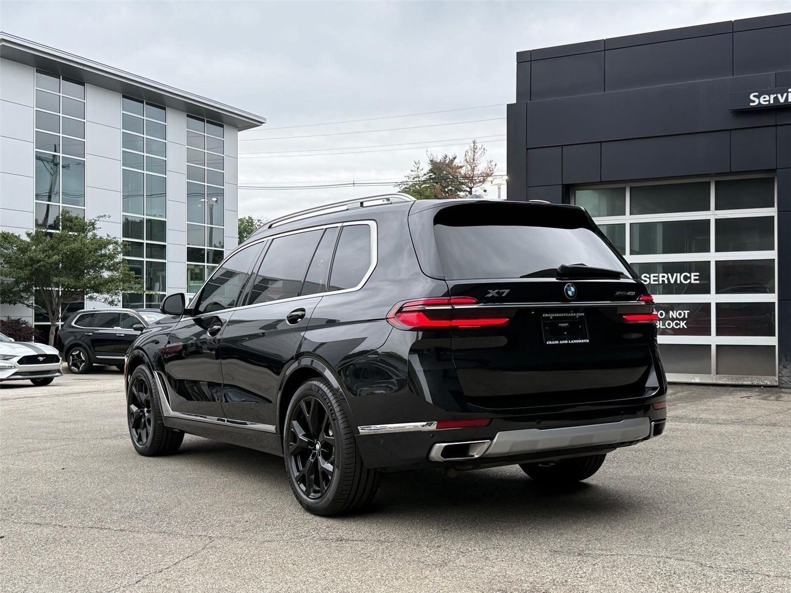 BMW X7  2024