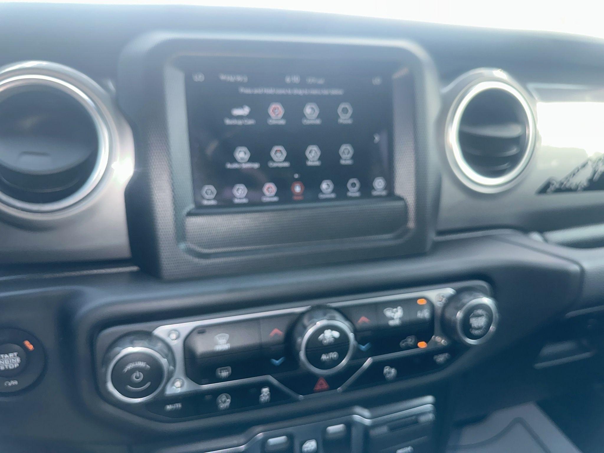 Jeep Gladiator  2021