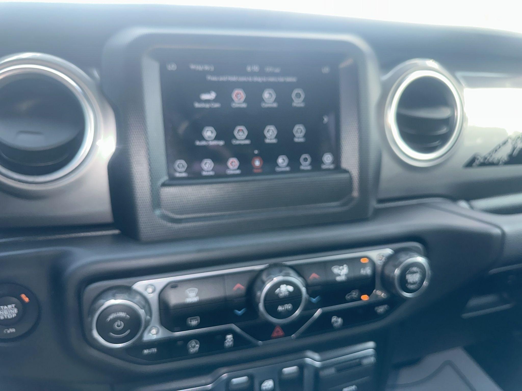 Jeep Gladiator  2021