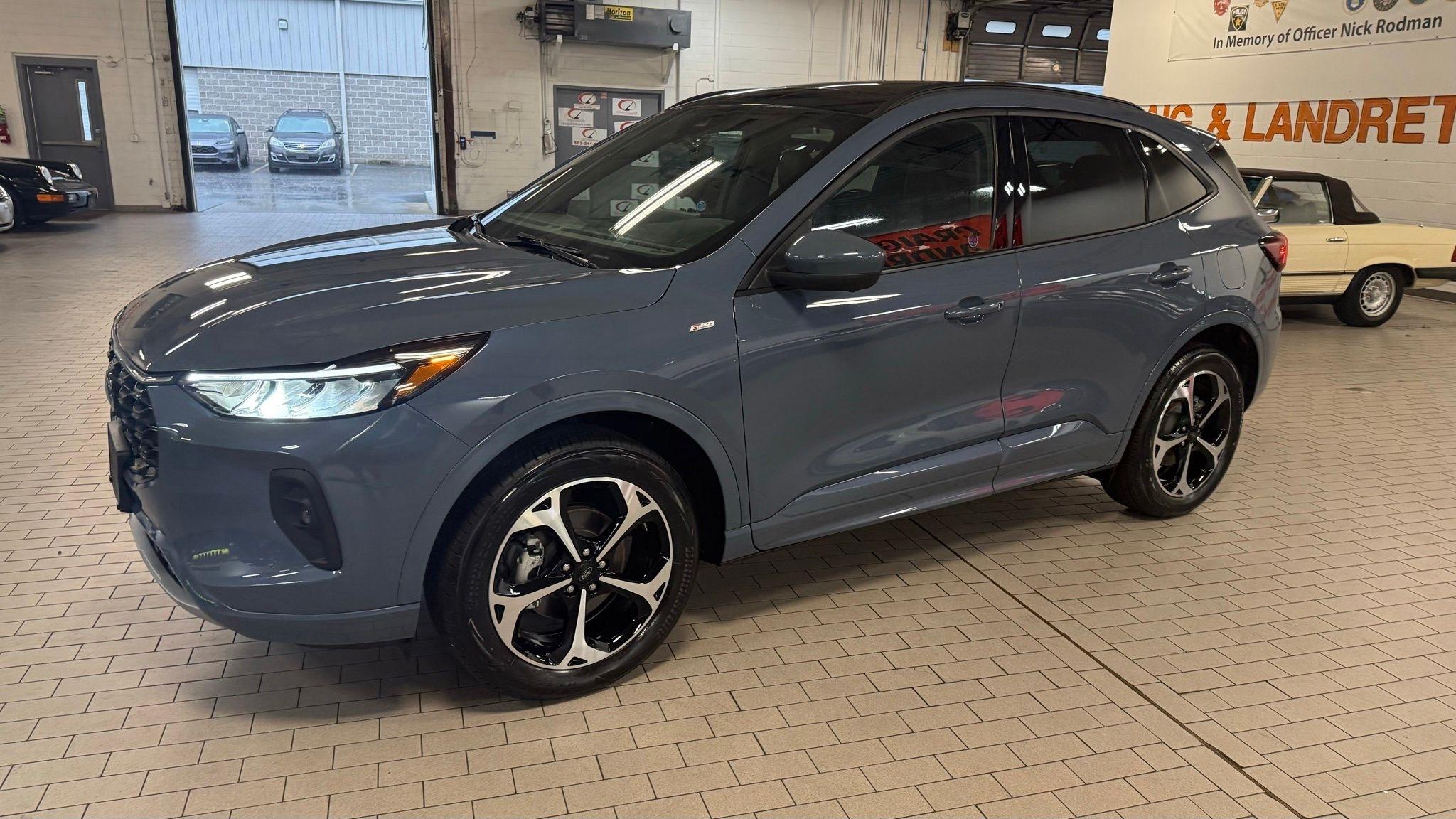 Ford Escape  2024