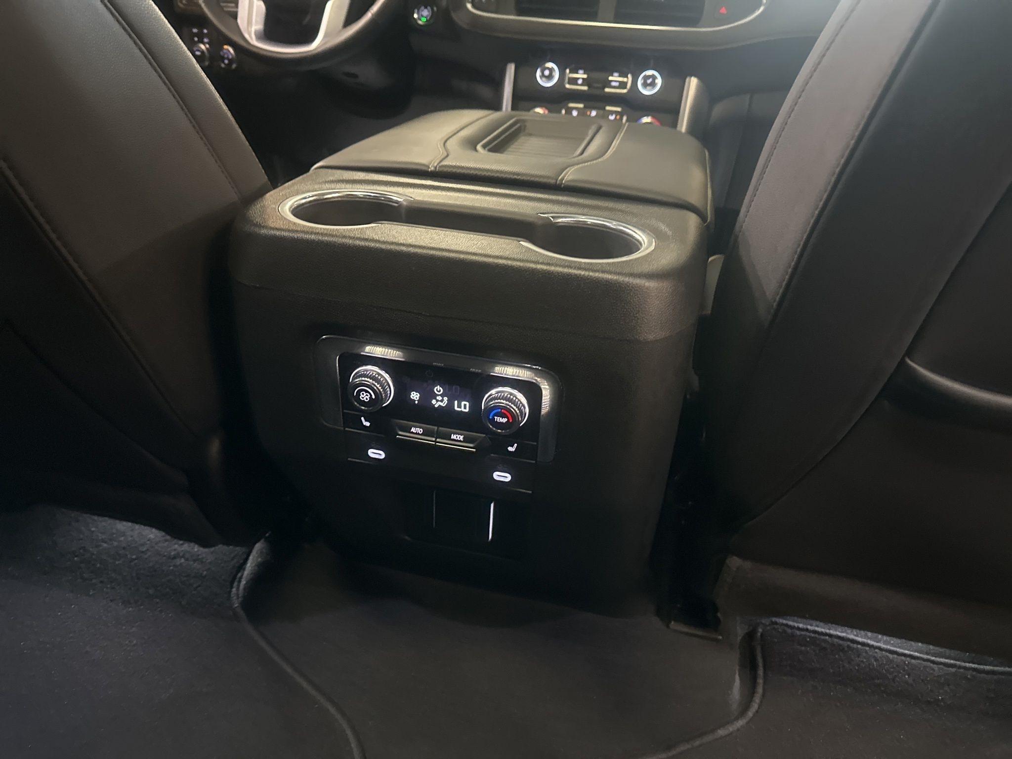GMC Yukon XL  2023