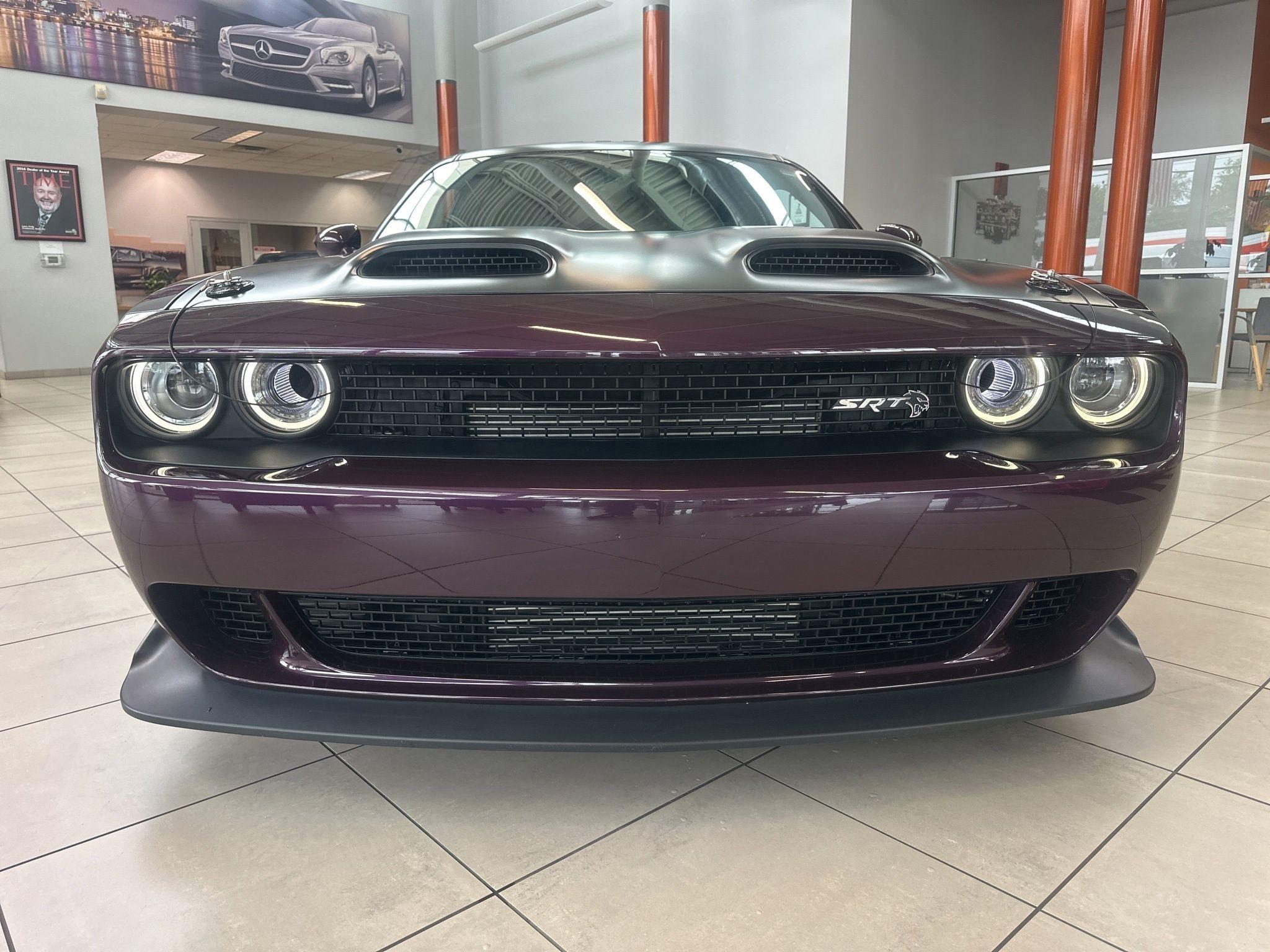 Dodge Challenger  2021