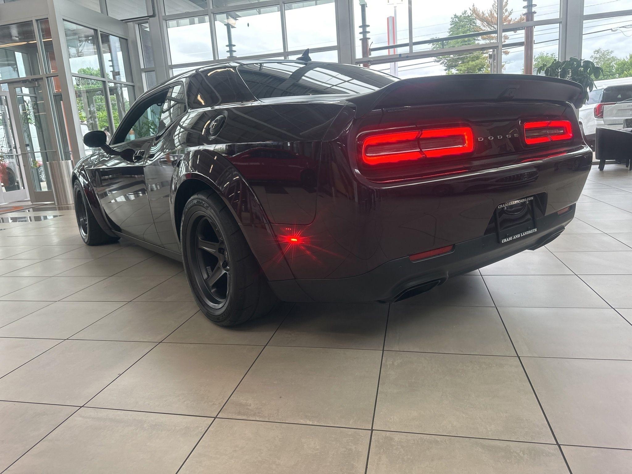 Dodge Challenger  2021