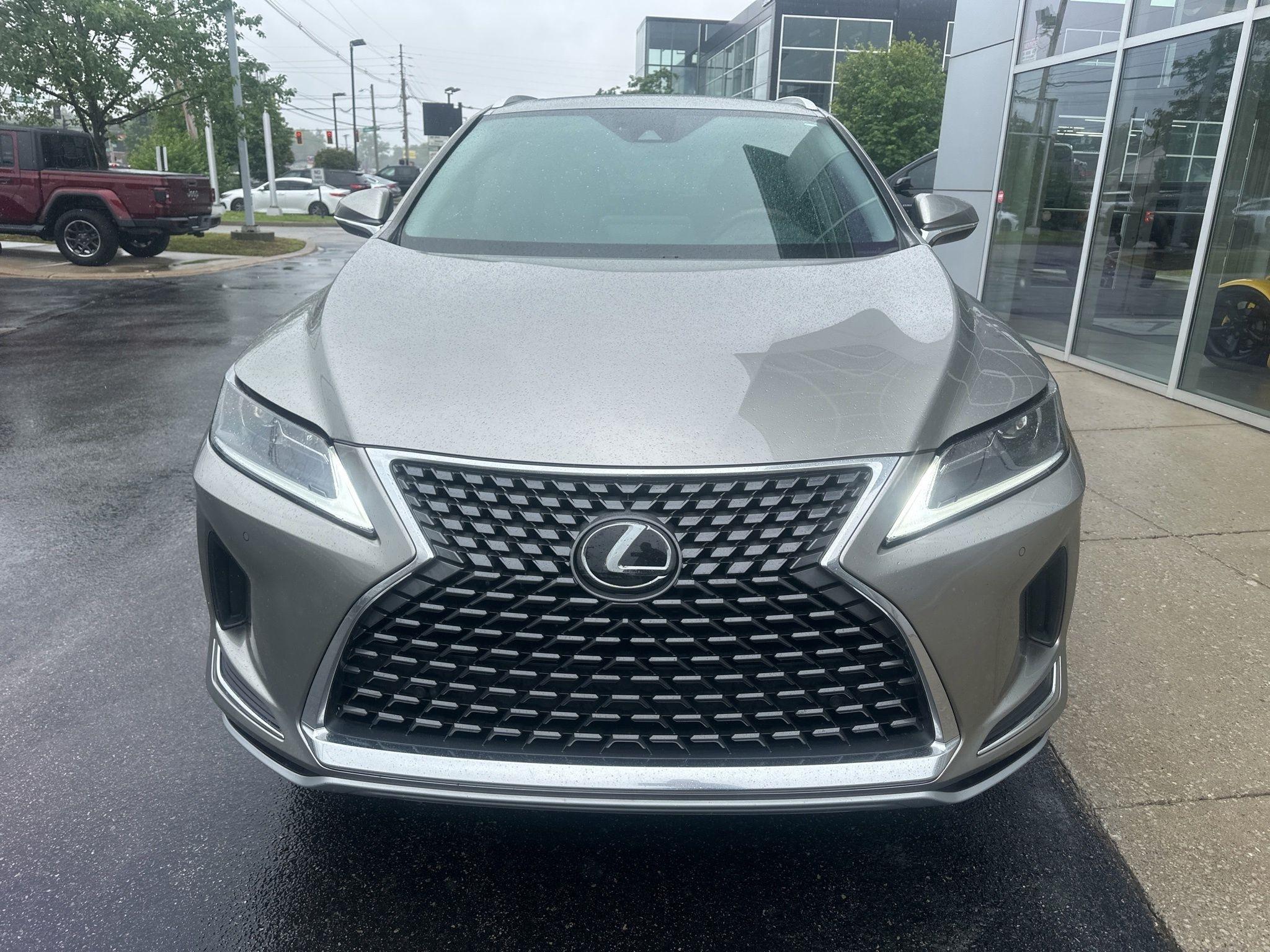 Lexus RX  2021