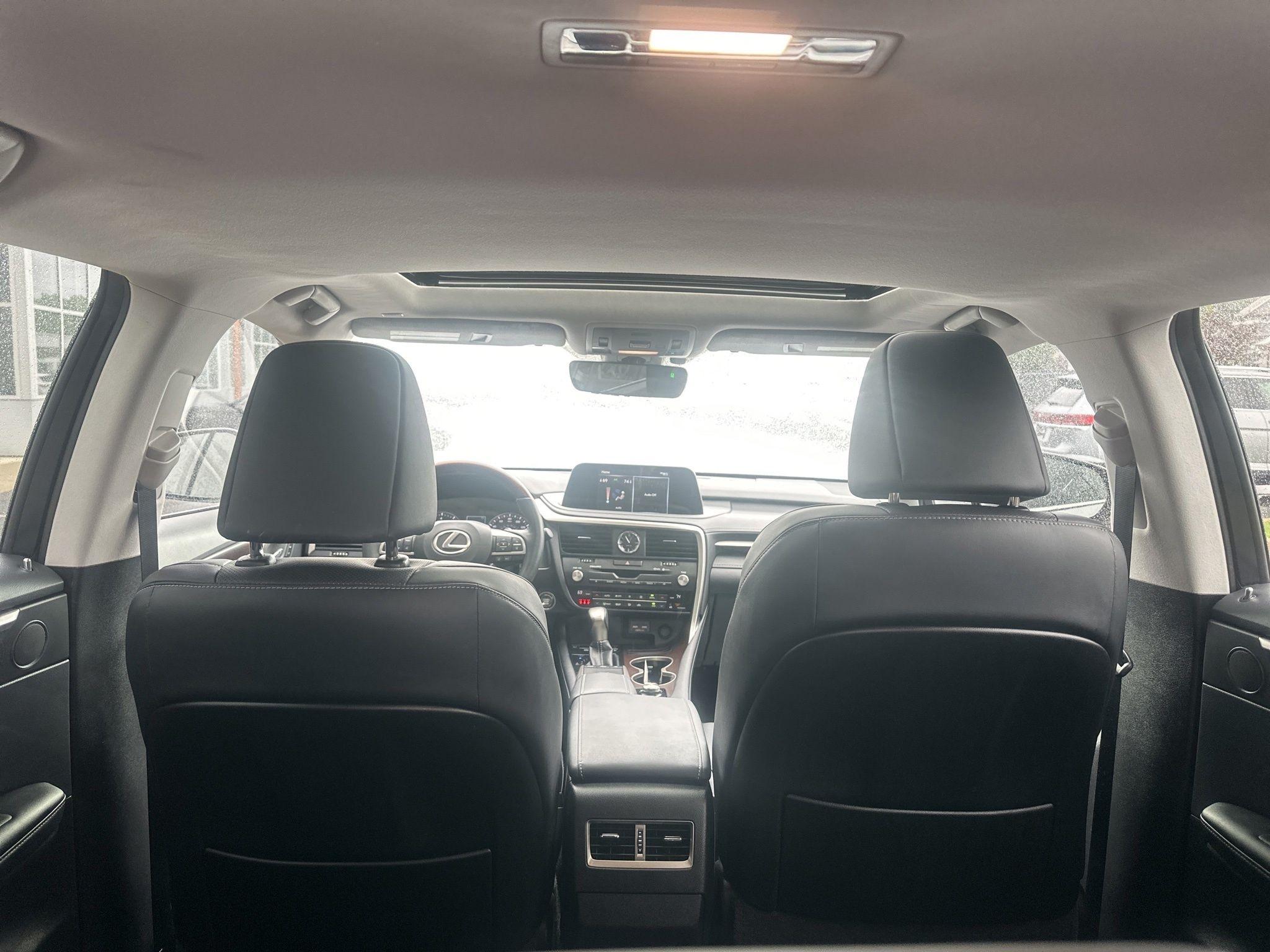 Lexus RX  2021