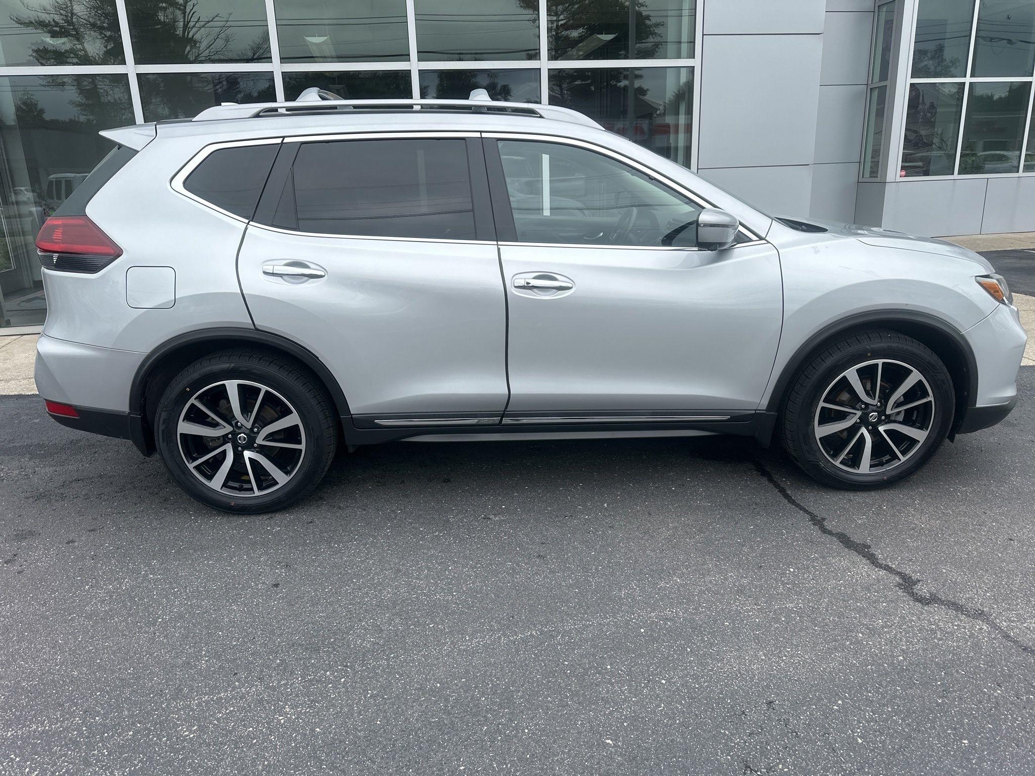 Nissan Rogue  2019