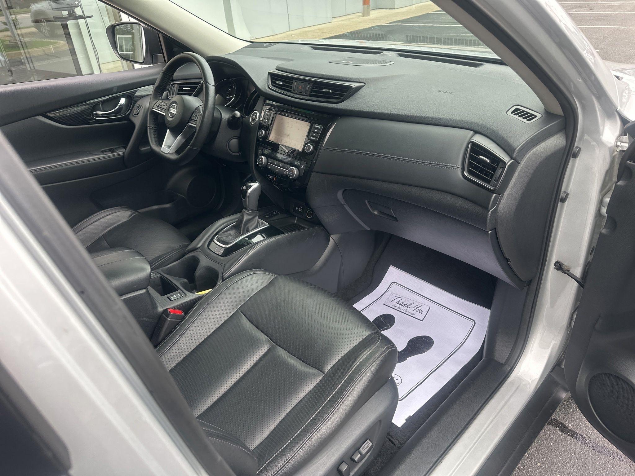 Nissan Rogue  2019