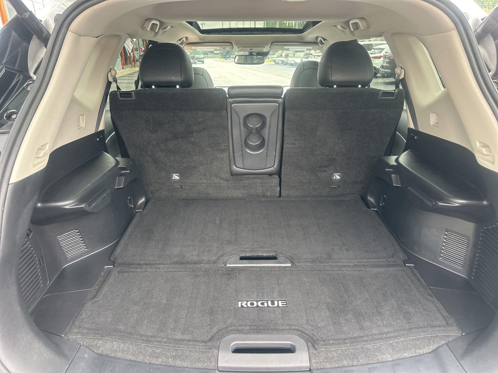 Nissan Rogue  2019