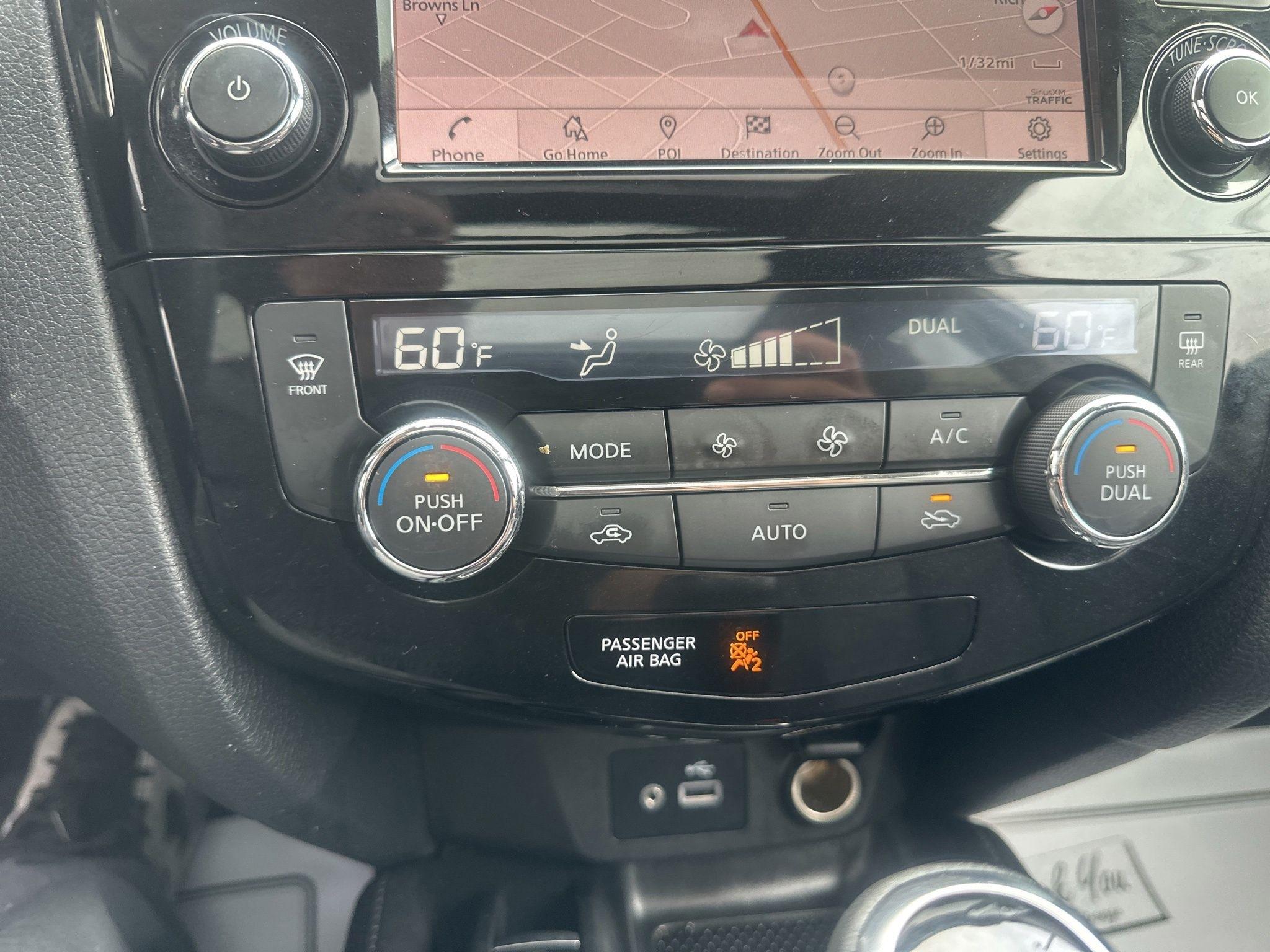 Nissan Rogue  2019