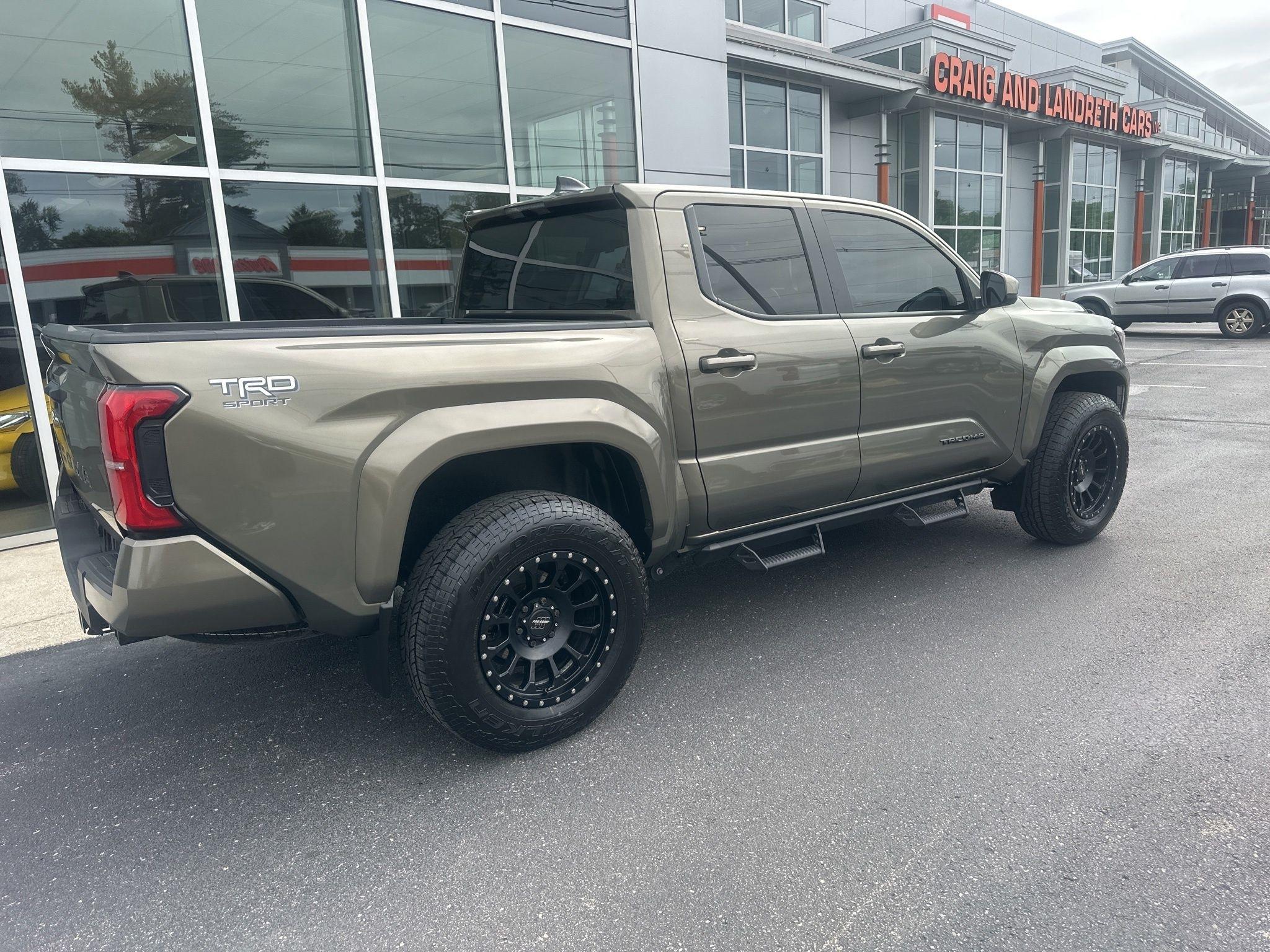 Toyota Tacoma  2024