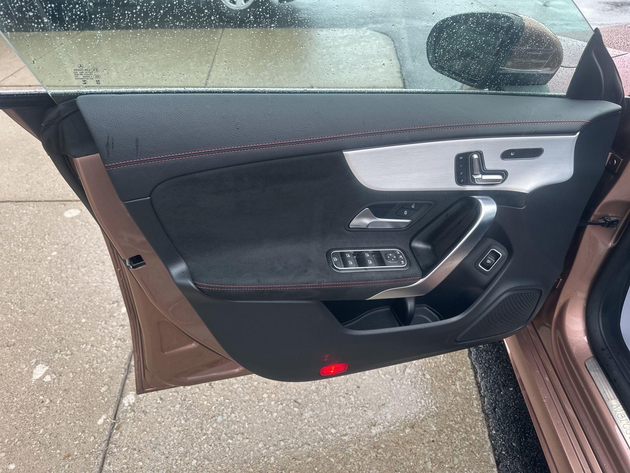 Mercedes-Benz CLA-Class  2023