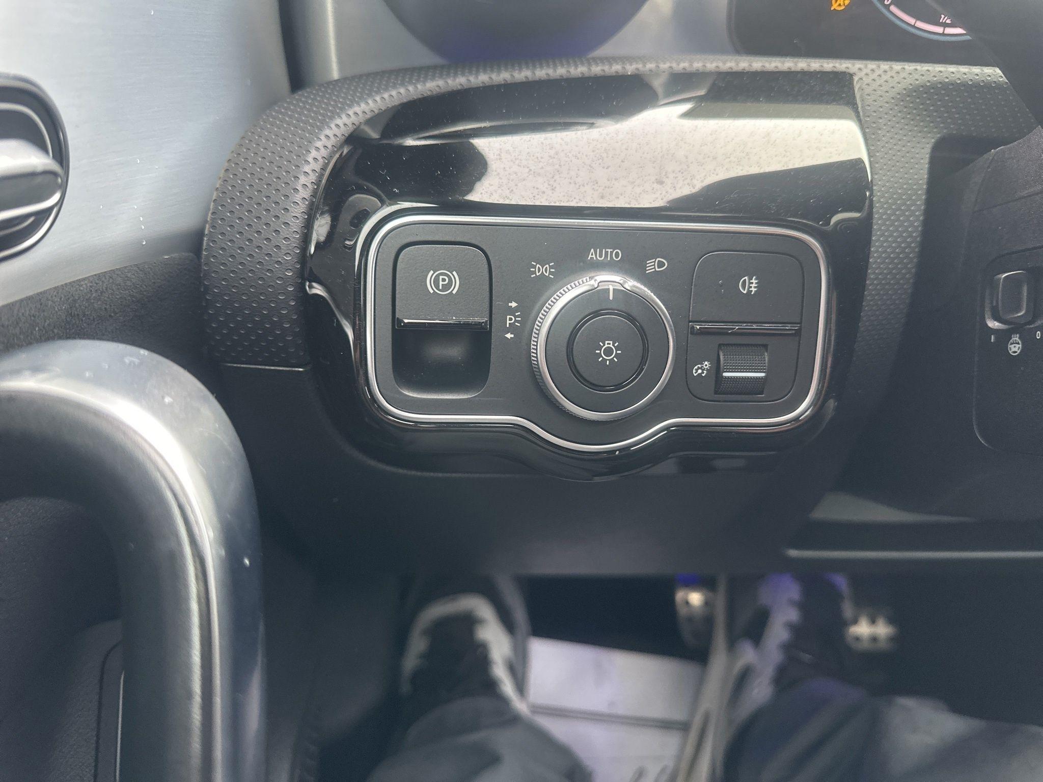 Mercedes-Benz CLA-Class  2023