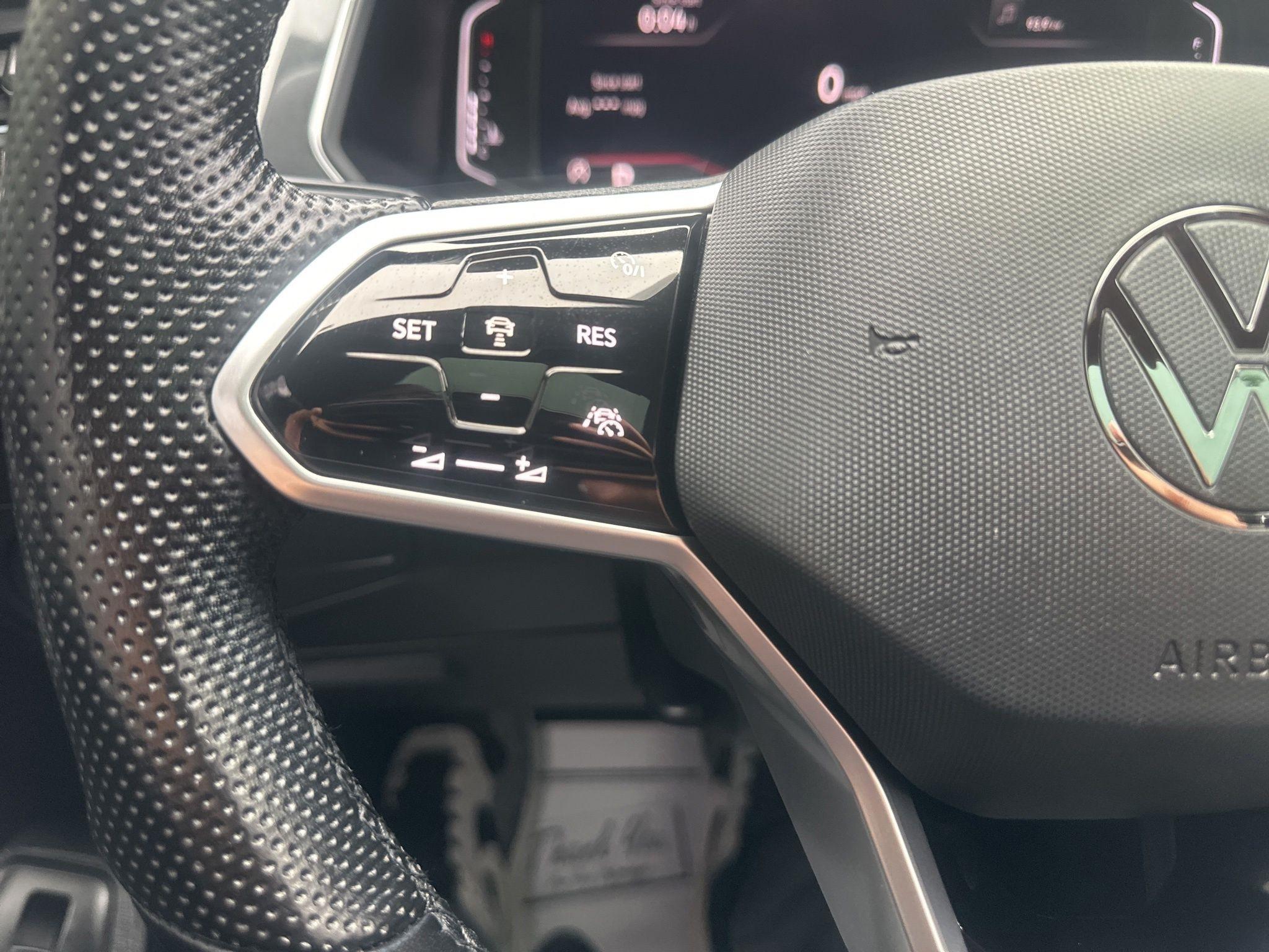 Volkswagen Tiguan  2022