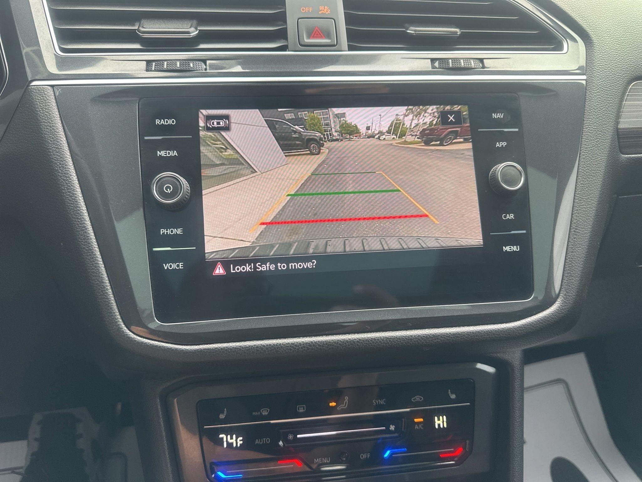 Volkswagen Tiguan  2022