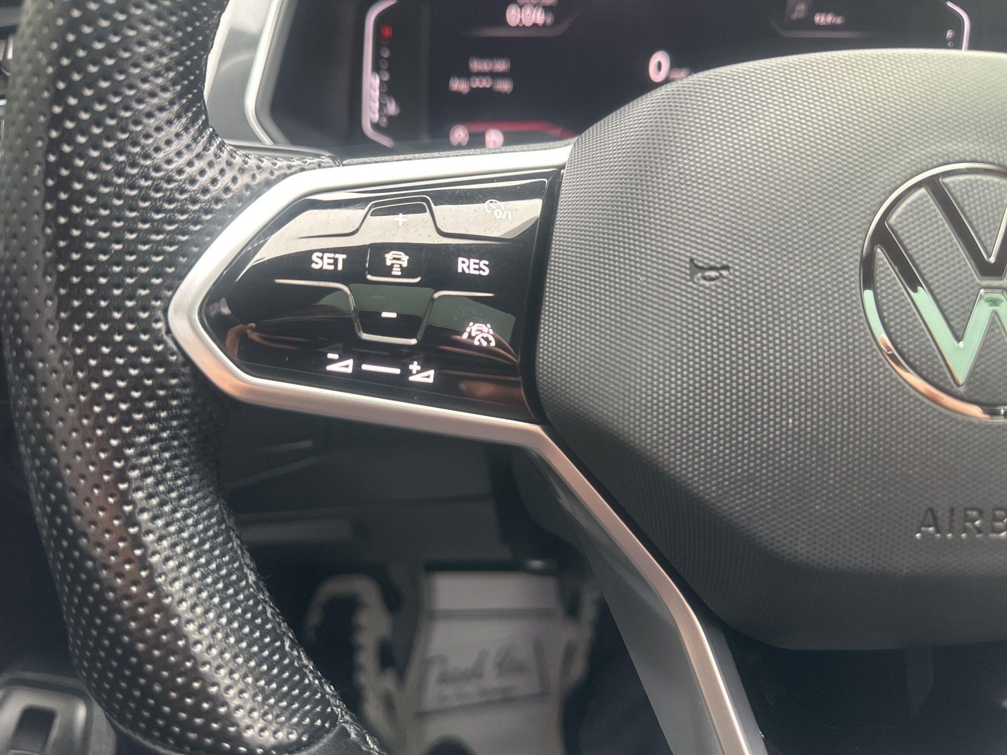 Volkswagen Tiguan  2022