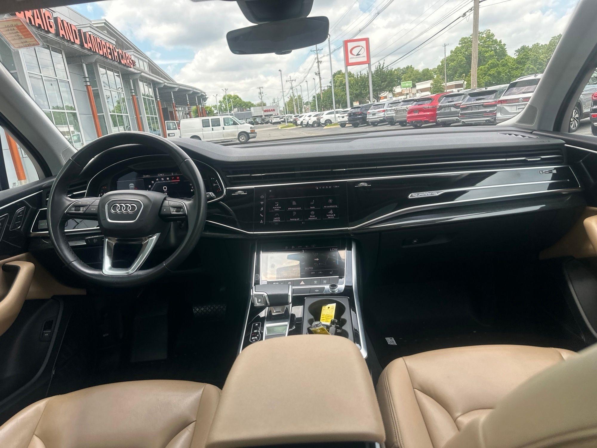 Audi Q7  2022