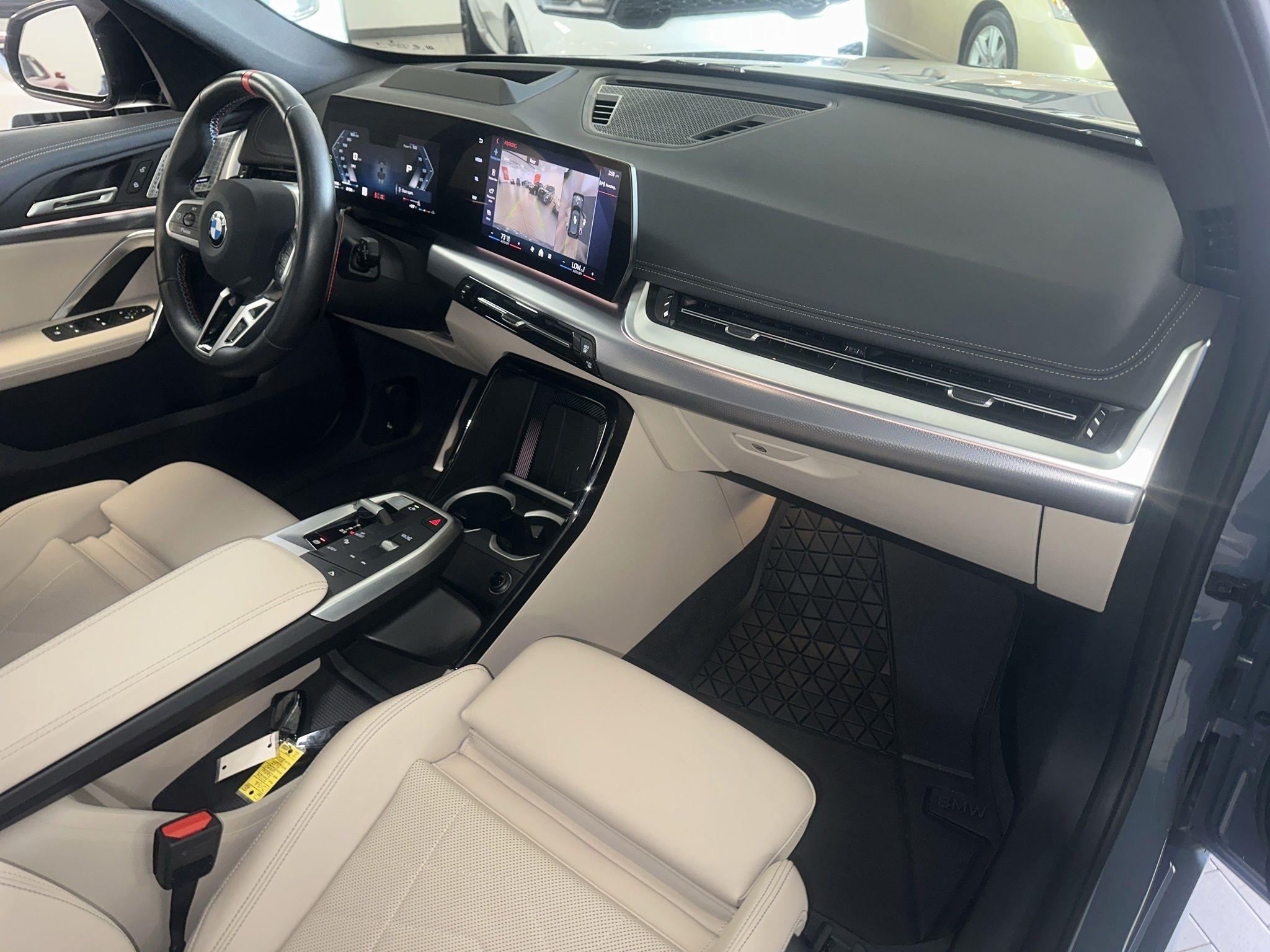 BMW X1  2025