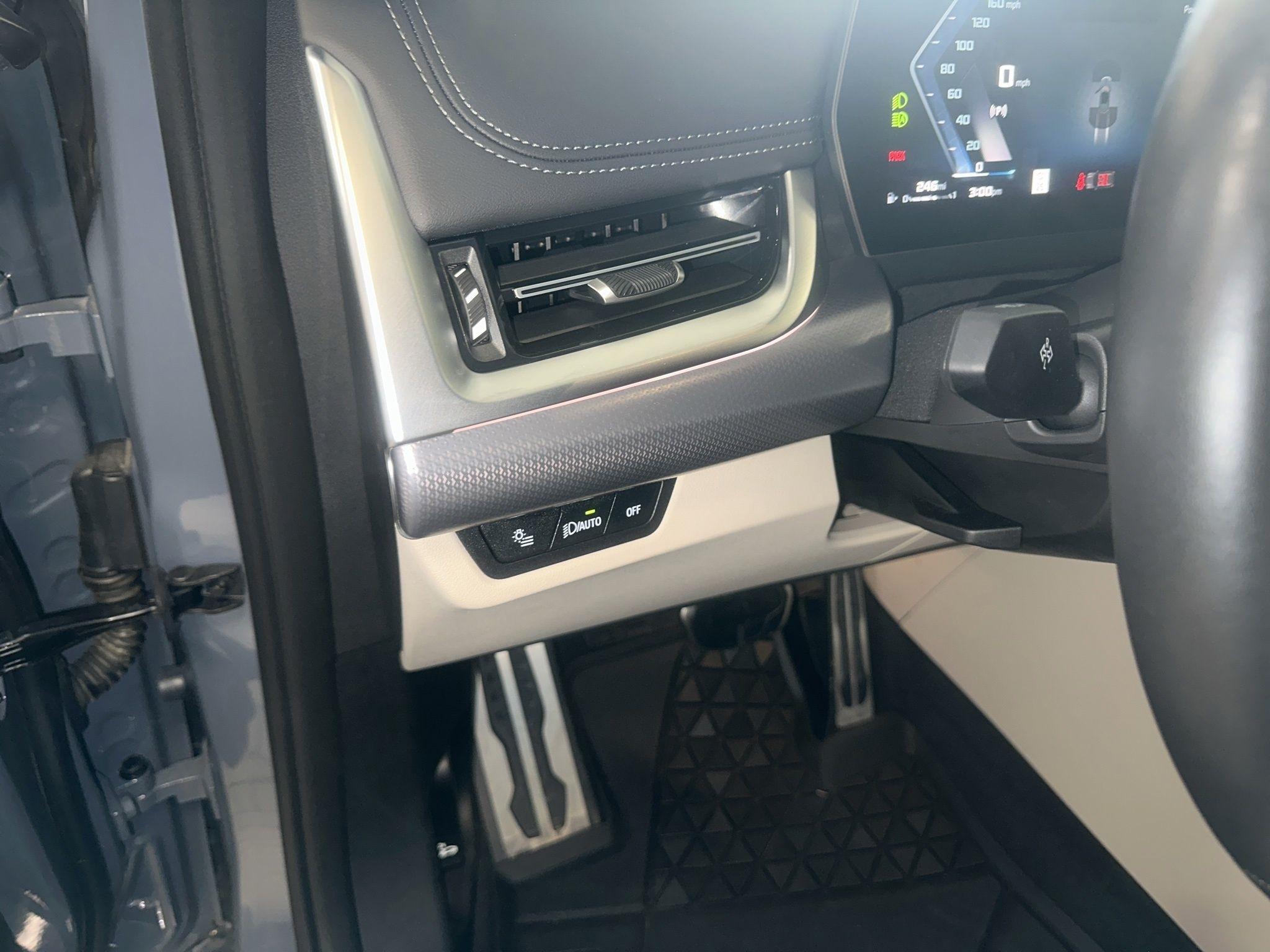 BMW X1  2025