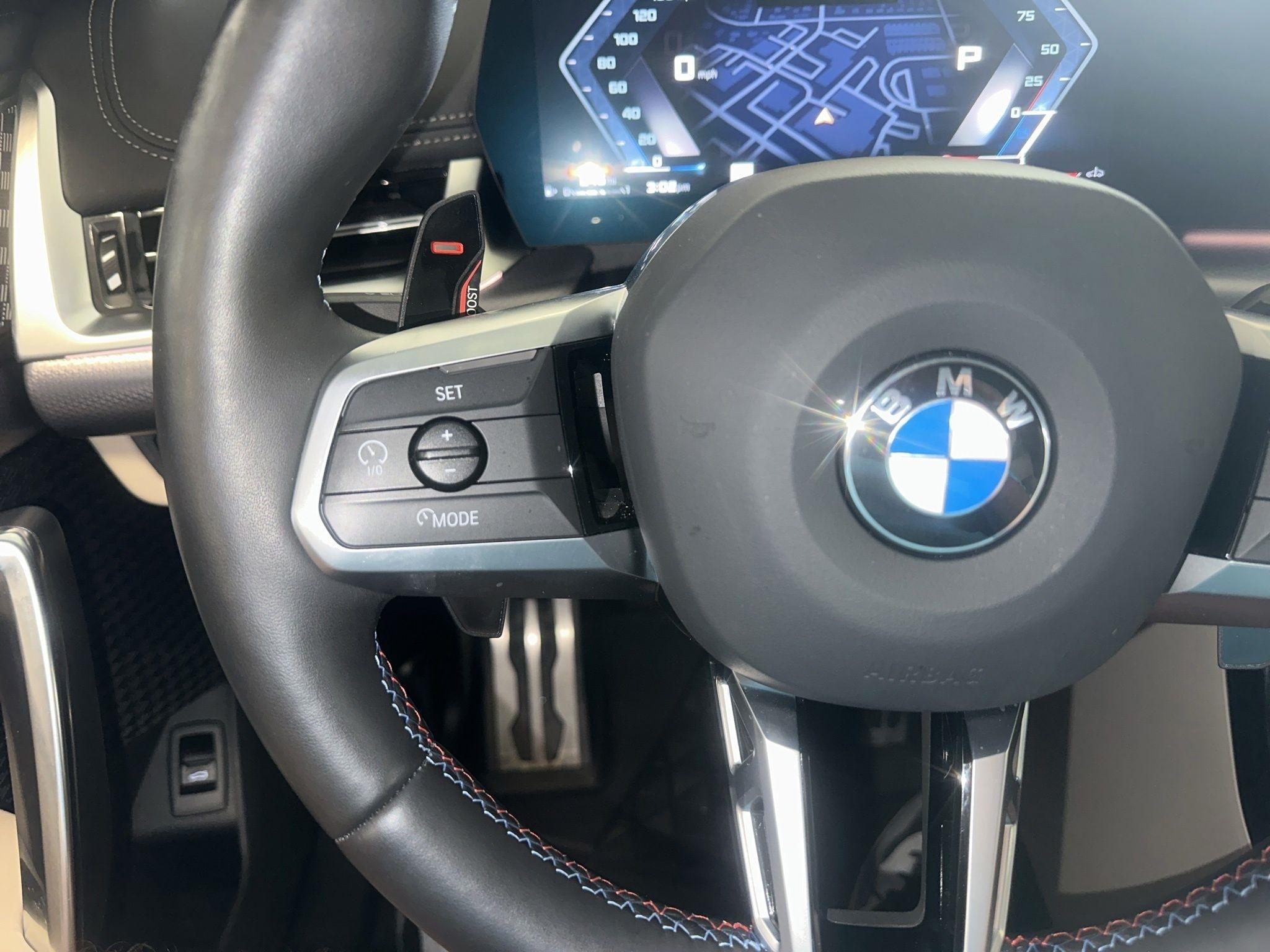 BMW X1  2025